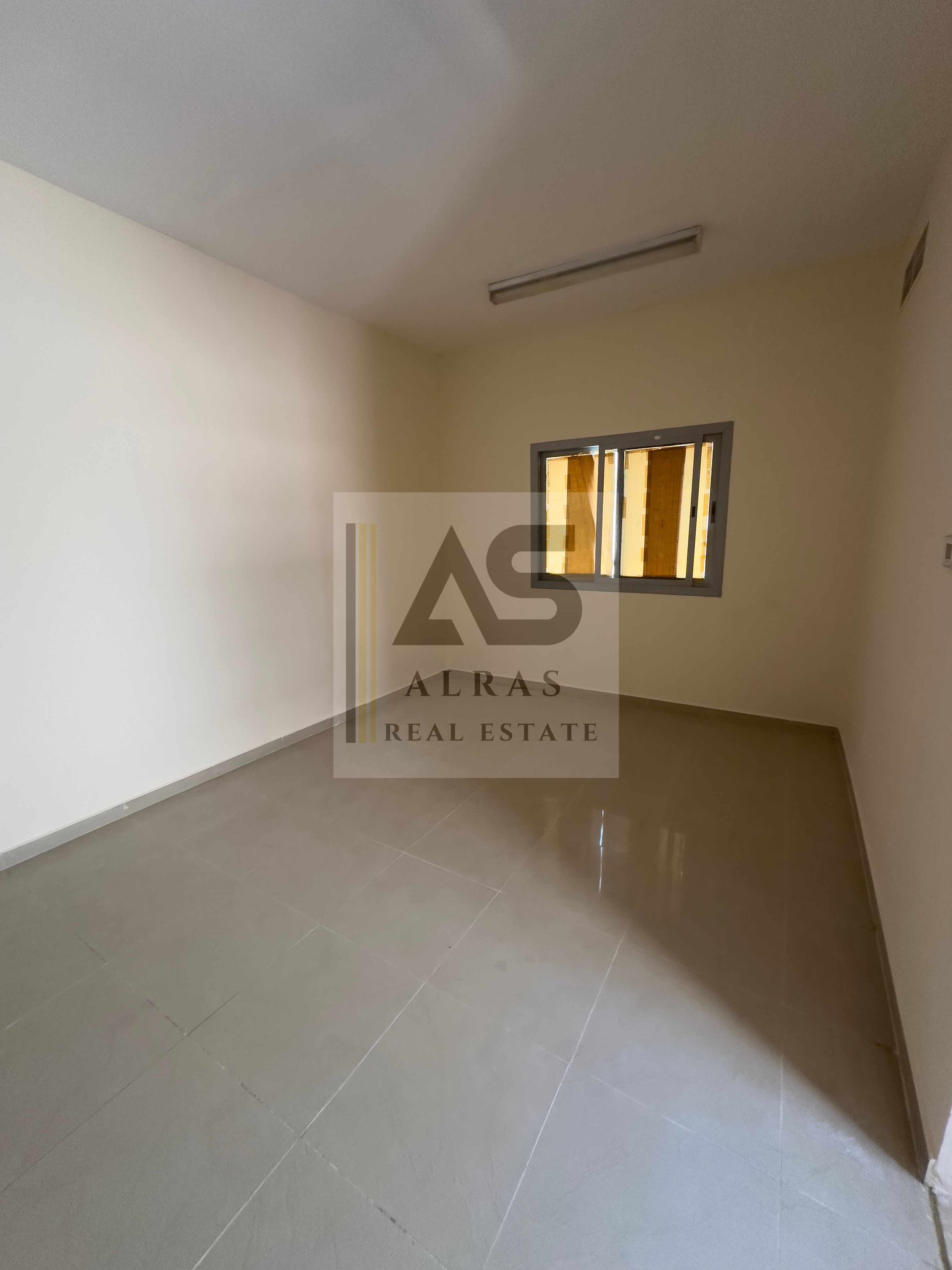STUDIO FLAT FOR RENT FAMILY ONLY, NEAR TO SCHOOL AREA