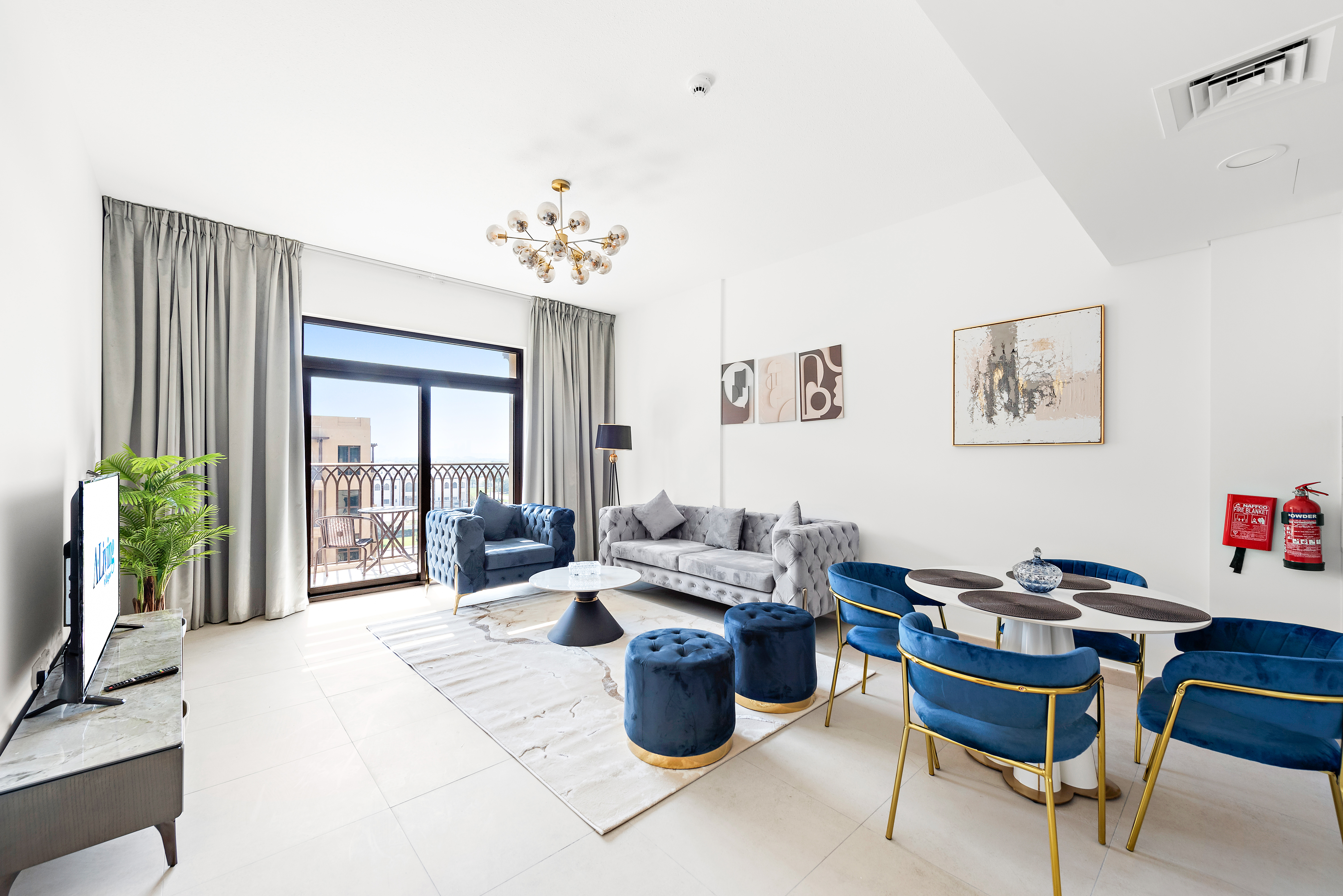 apartment card