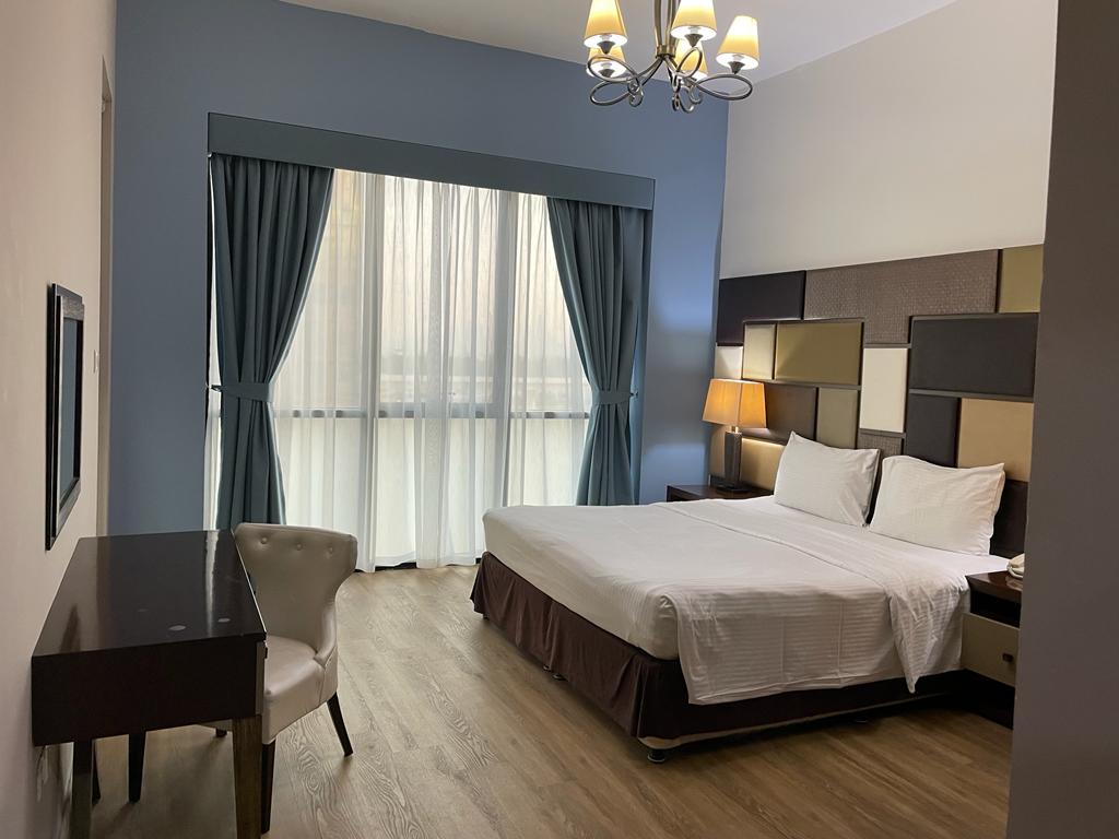 DAILY RATE FOR THREE BEDROOM APARTMENT-OUD METHA