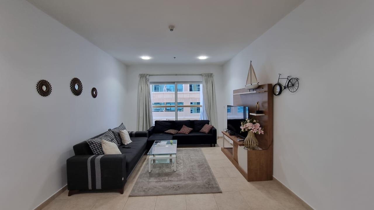 Super Spacious 1BHK In Prime Location With High Rise Views