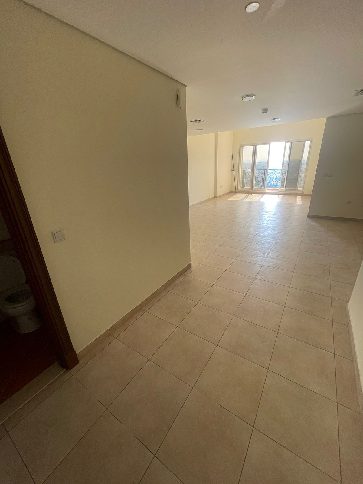 Available! Full Golf Course View, High Floor