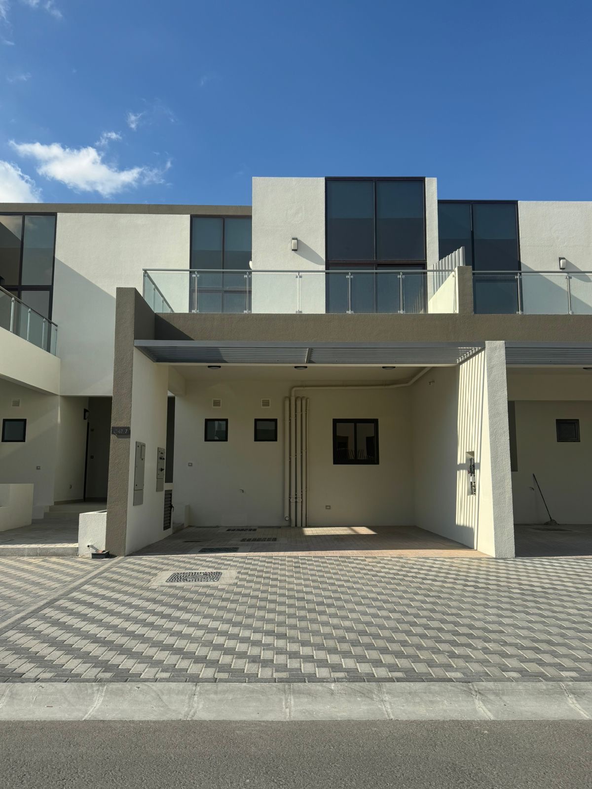 Brand New | Ready to Move in | Luxury Townhouse for Rent | Single Row|