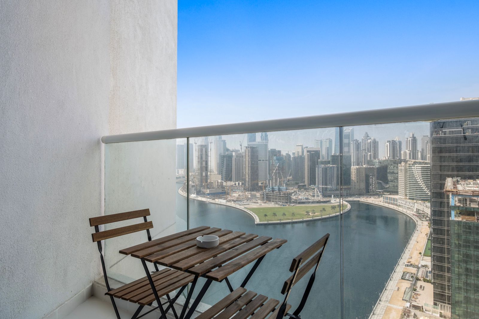 Business Bay | DAMAC Prive Studio | Free WiFi