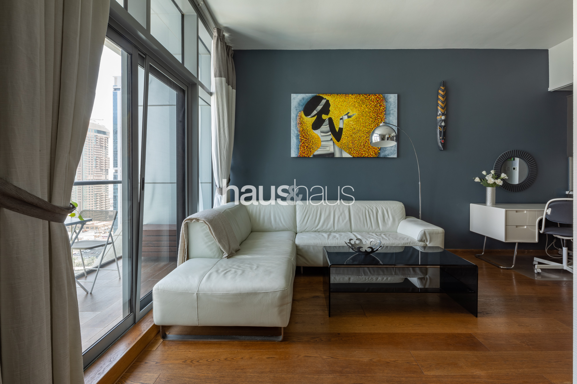 Luxuriously upgraded Studio directly at DMCC Metro
