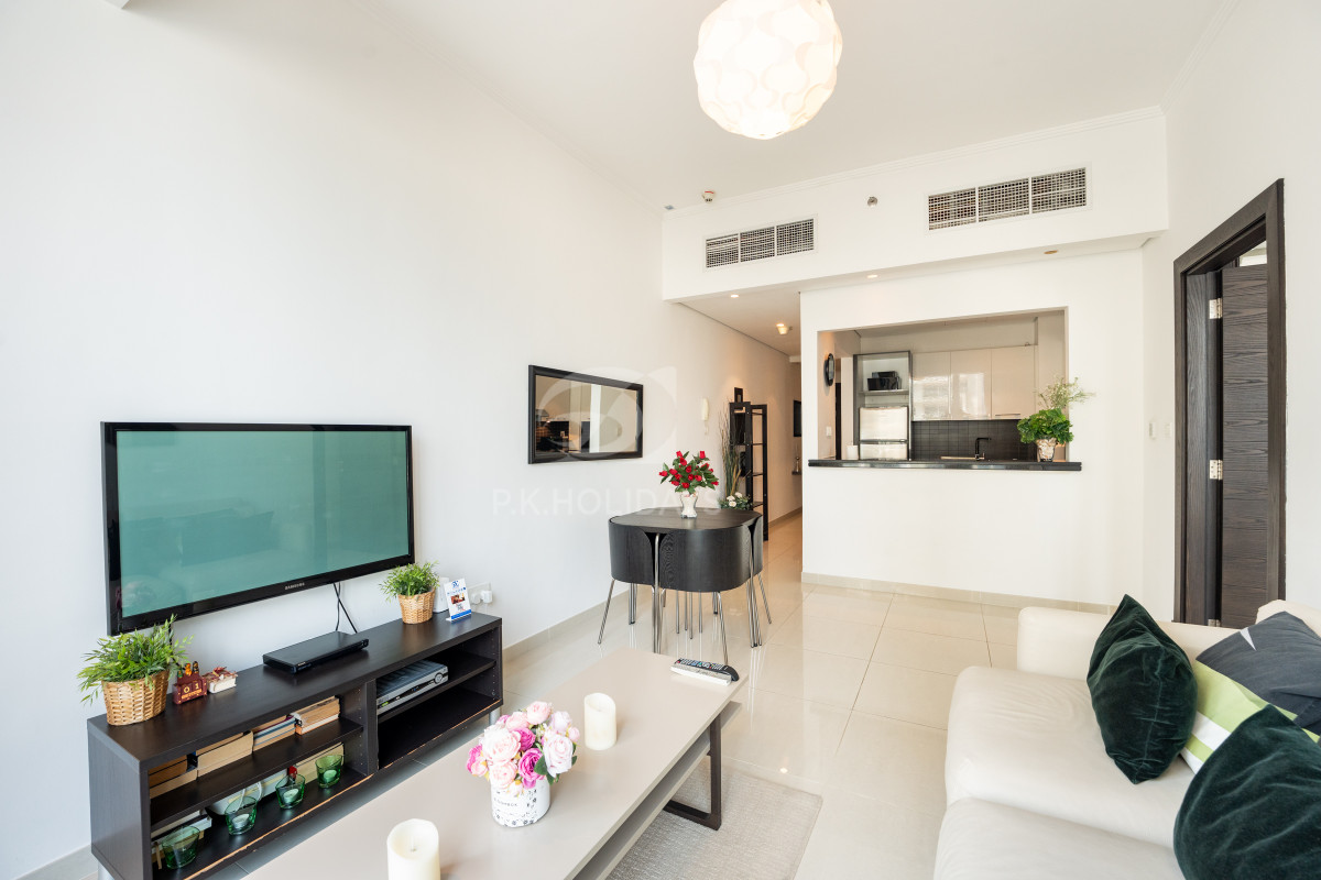 apartment card