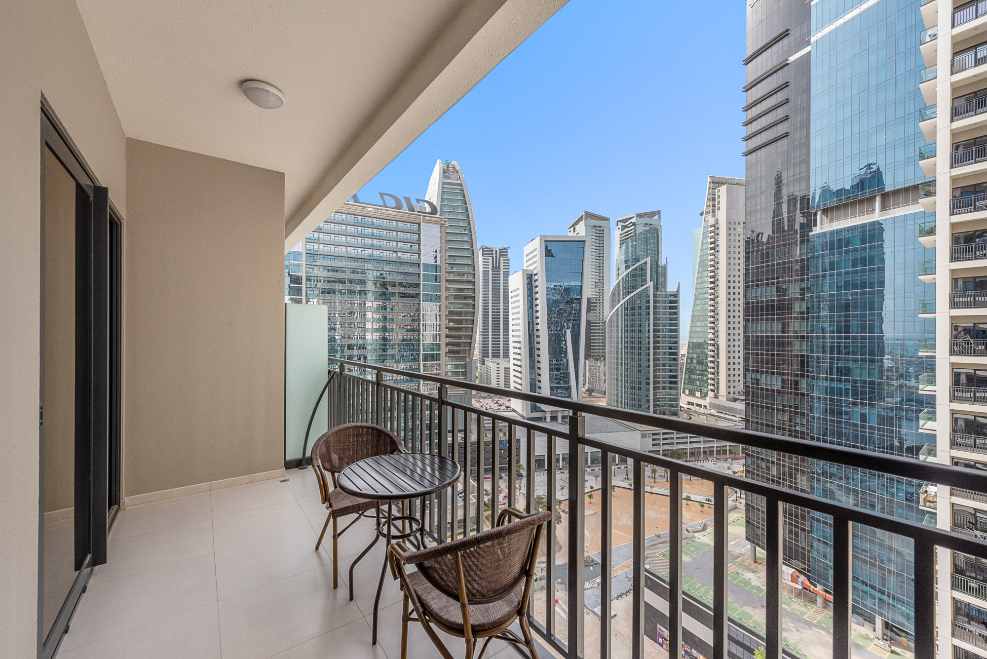 Business Bay | DAMAC Zada Tower 1BR | Free WiFi