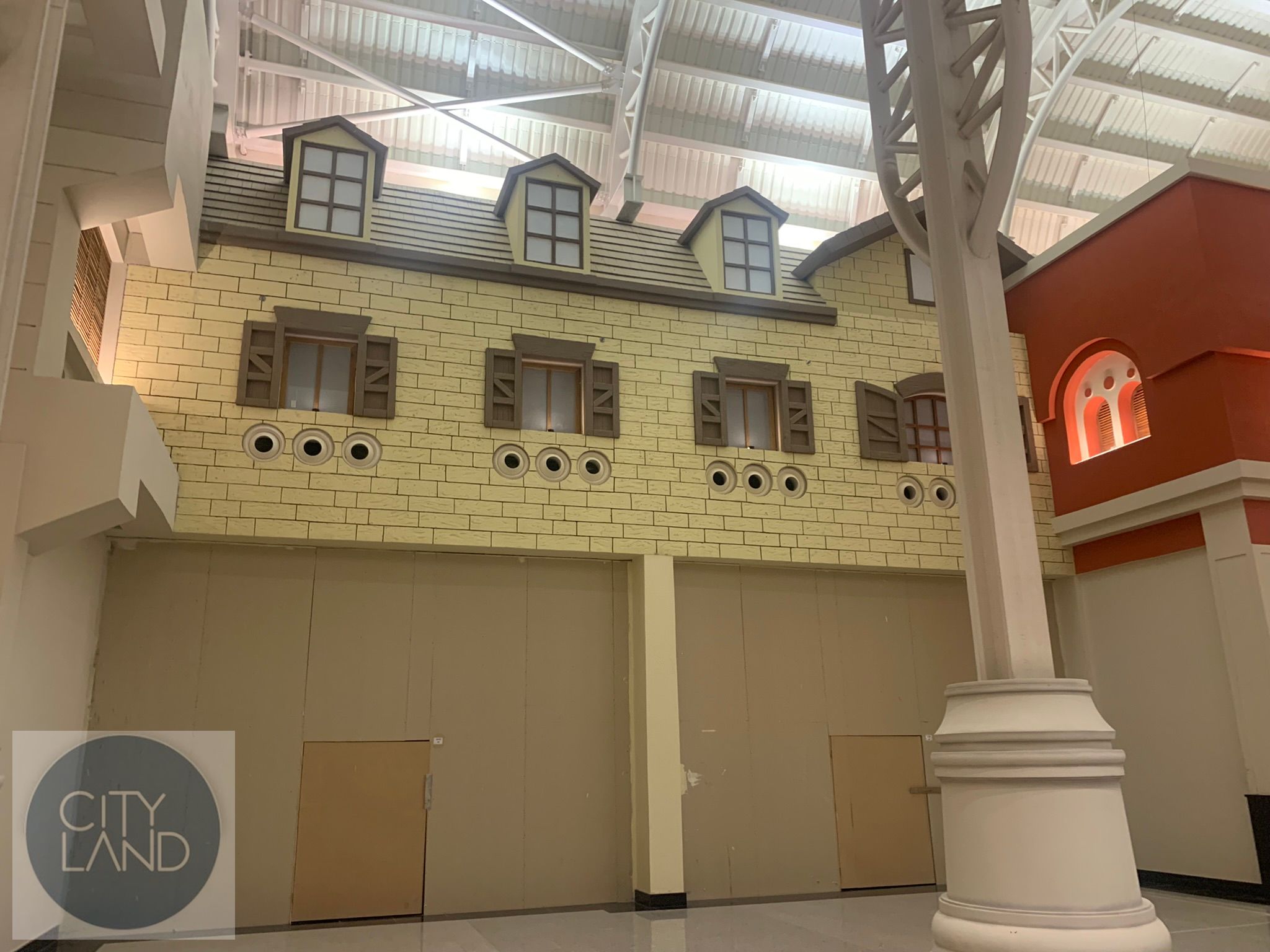 Commercial Unit for rent in CityLand Mall Beside Global Villiage