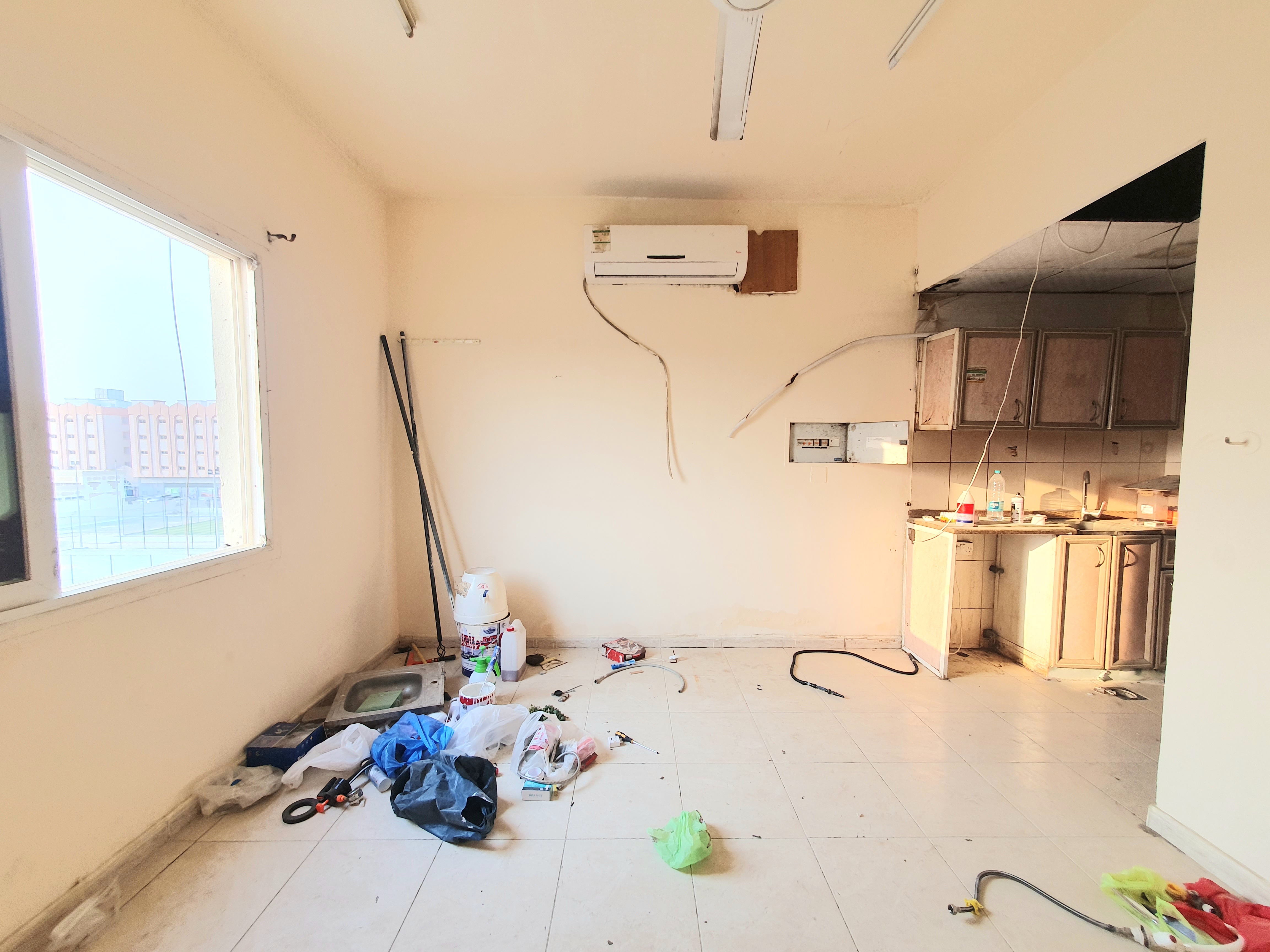 NO DEPOSIT CASH STUDIO WITH SEPARATE KITCHEN IN MUWAILEH