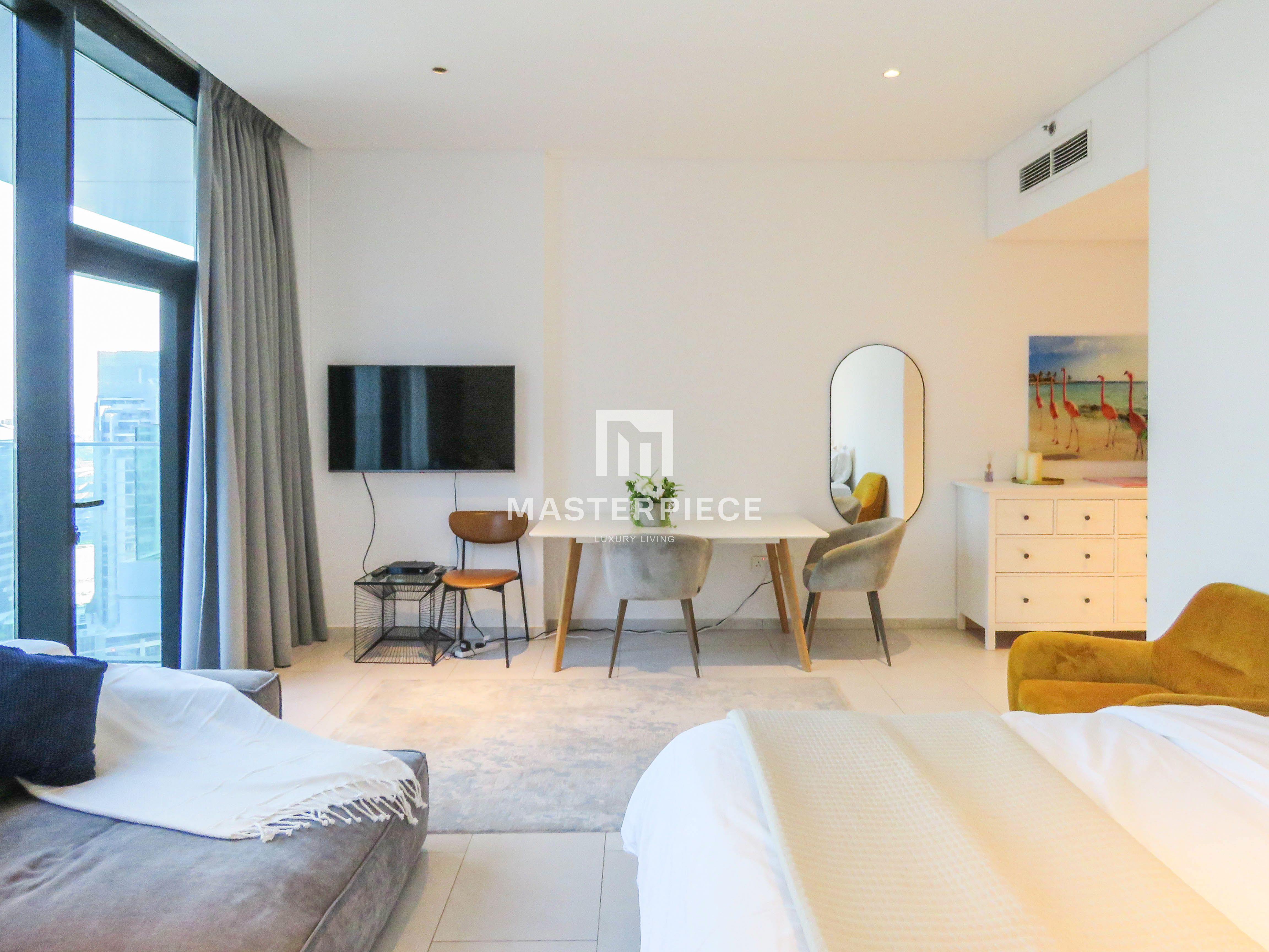 apartment card