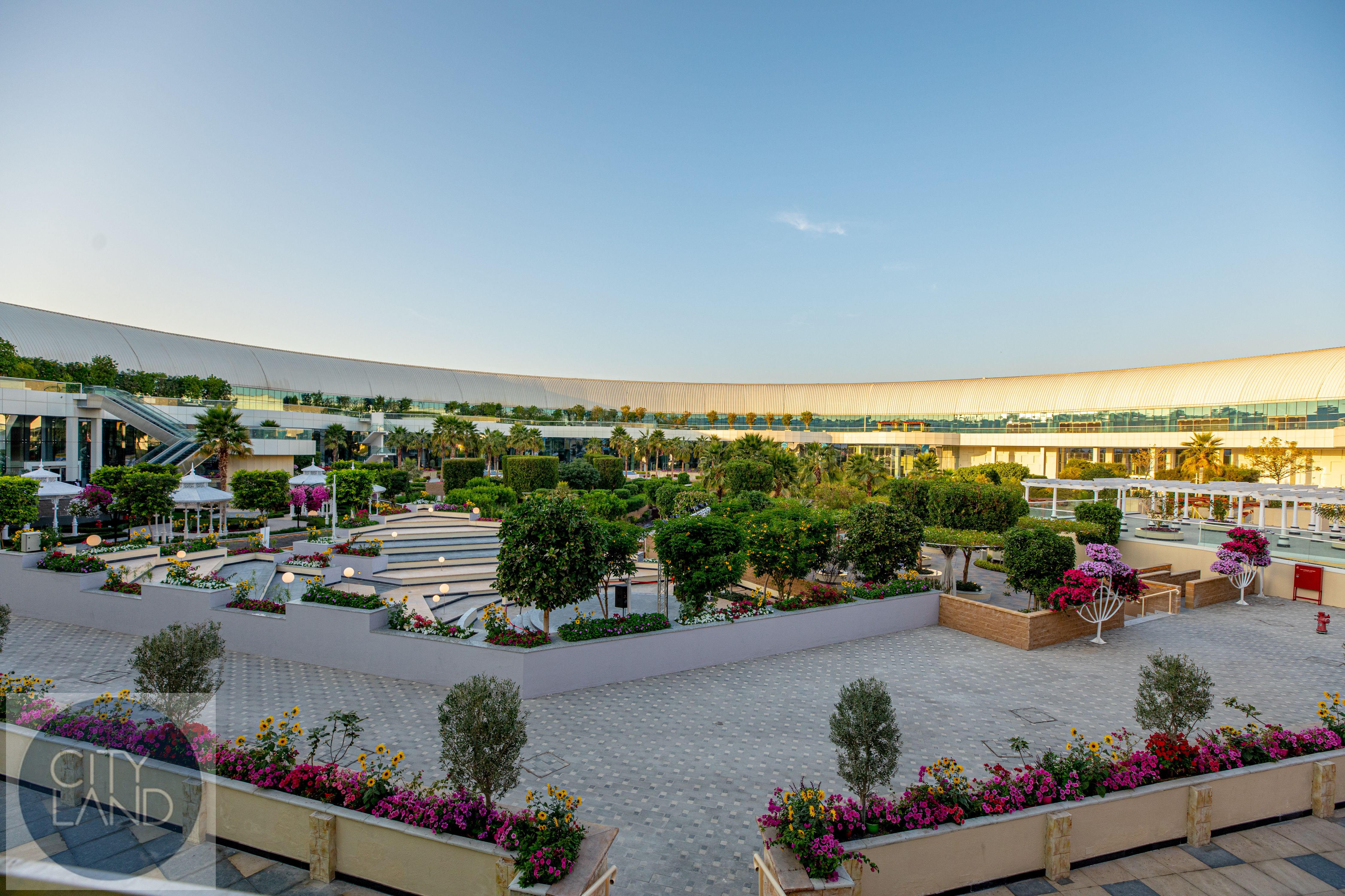 HUGE HIGH END HOSPITAL OR ENTERTAINMENT SPACE | IN A MALL ON E311 SHEIKH BIN ZAYED ROAD