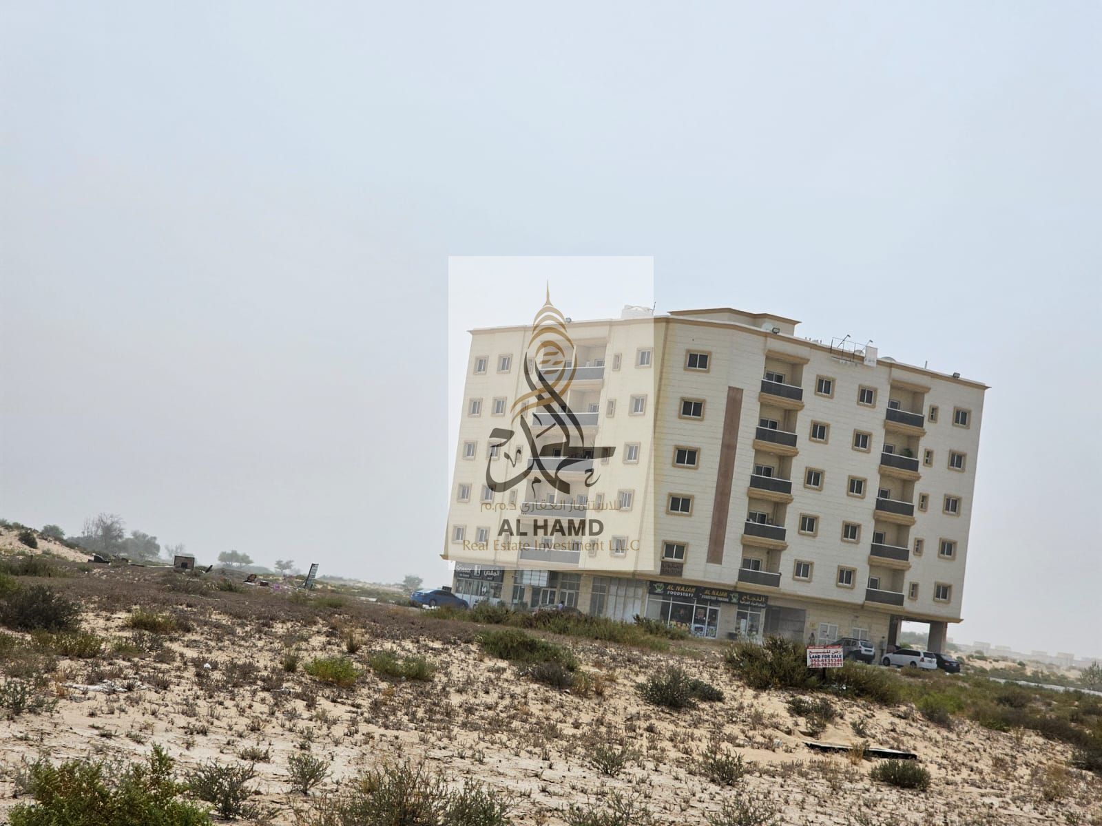 For sale directly the owner commercial land i opposite the villa G+4 size 10000sqft