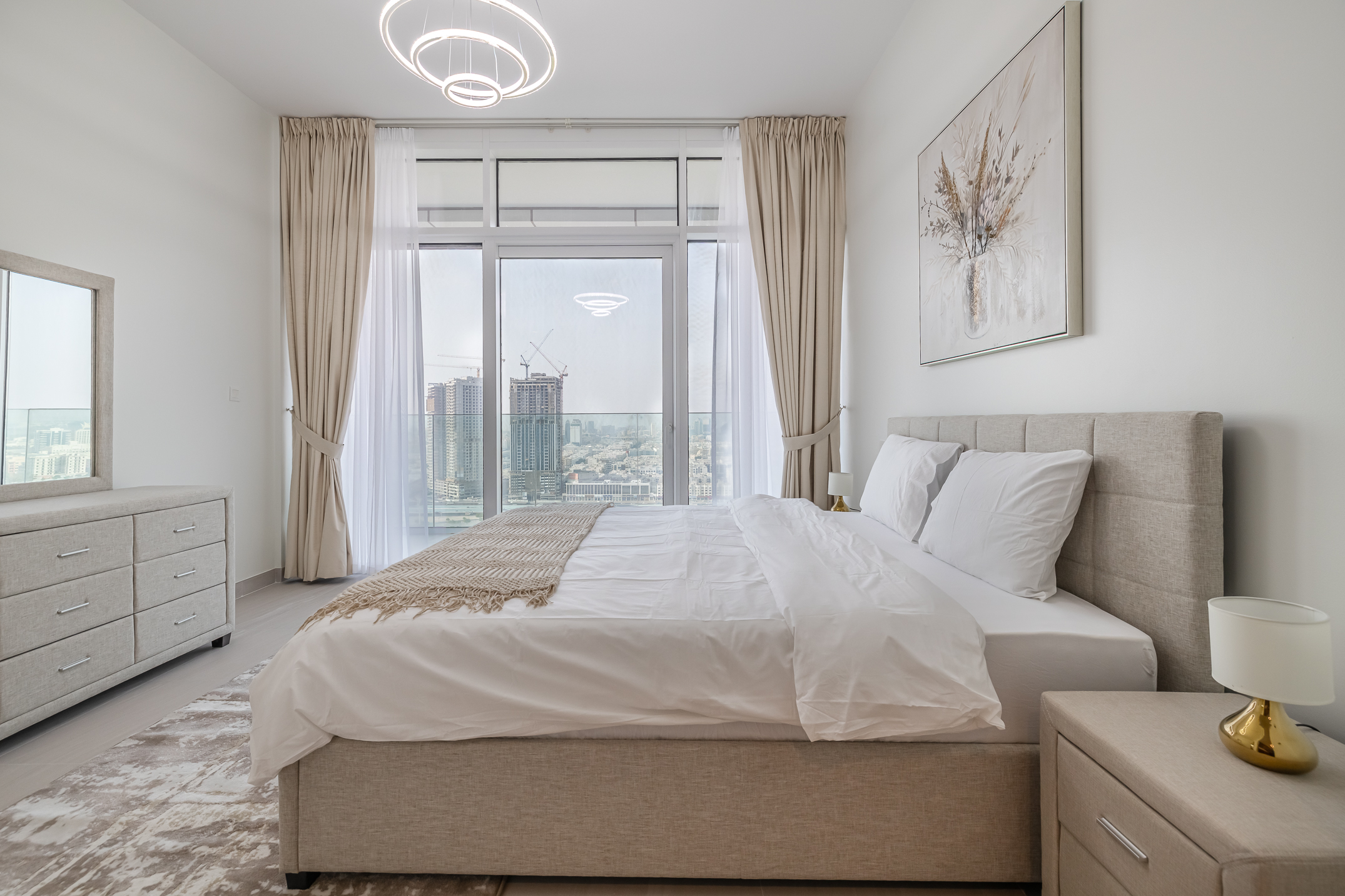 Stunning 1BDR Apartment / Close to Trade Center