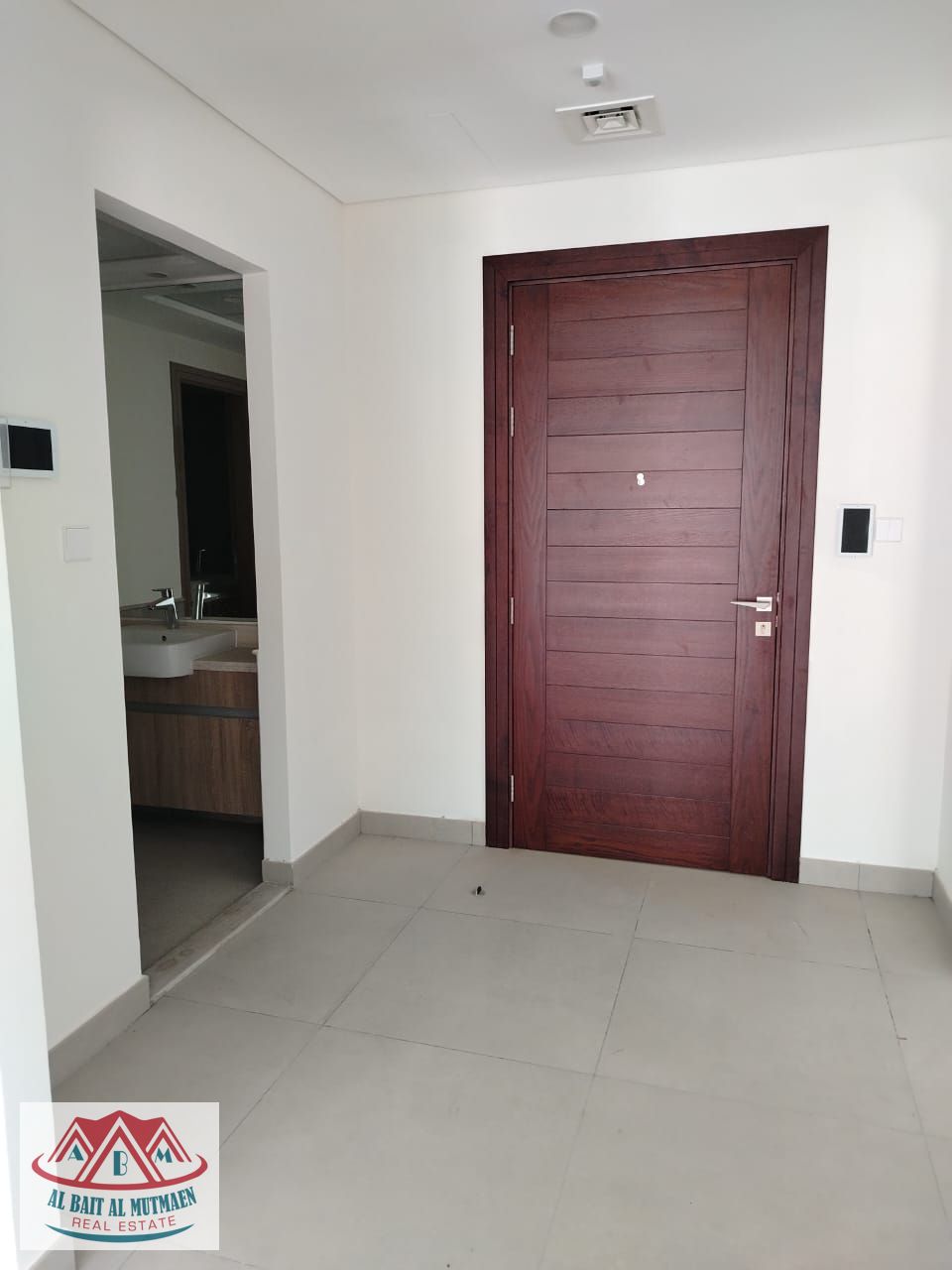 New two-storey villa, smart, freehold, in Al-Rahmaniyah