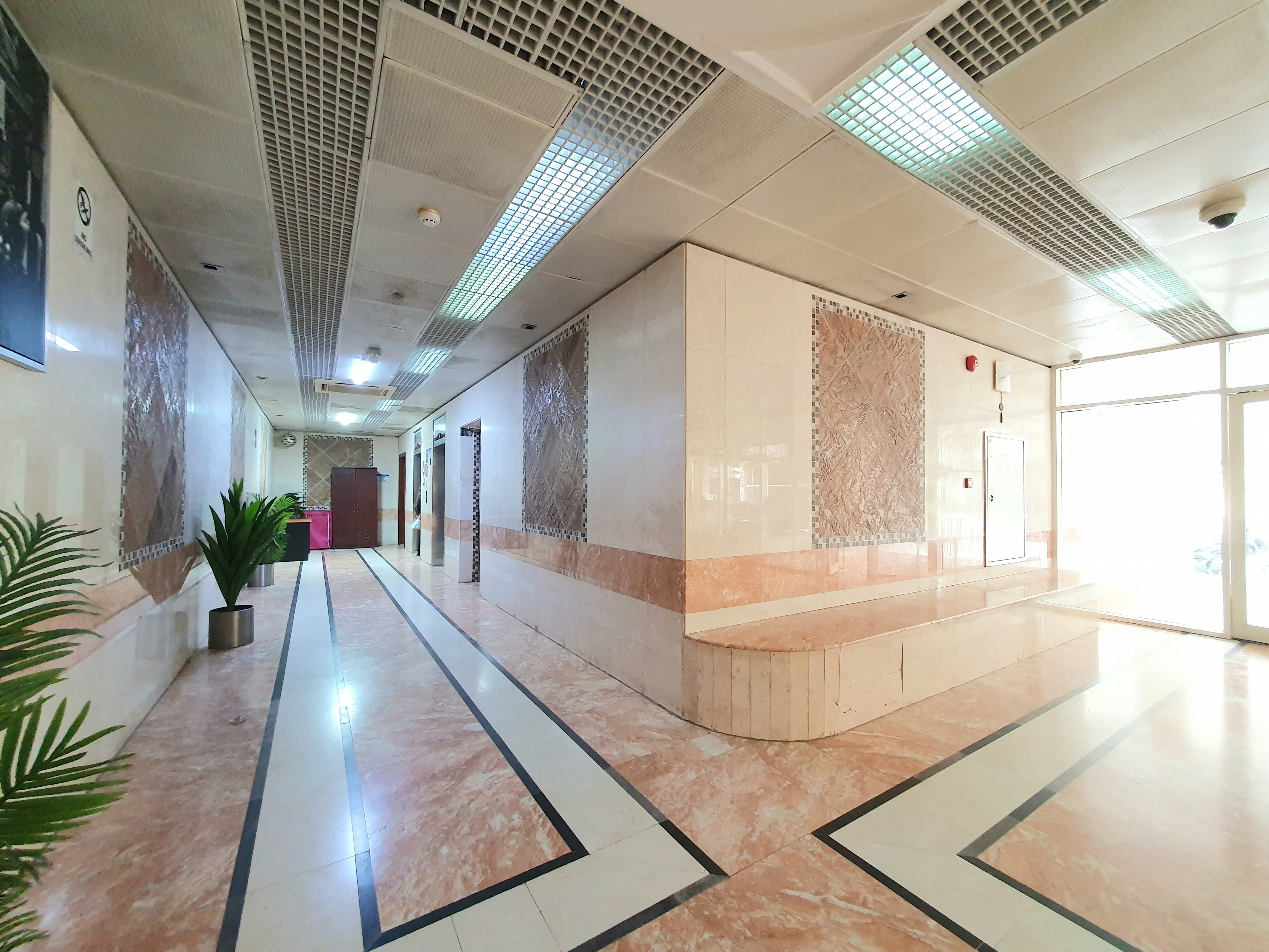 NO DEPOSIT CASH 1BHK WITH 2 WASHROOMS BIG SIZE IN MUWAILEH