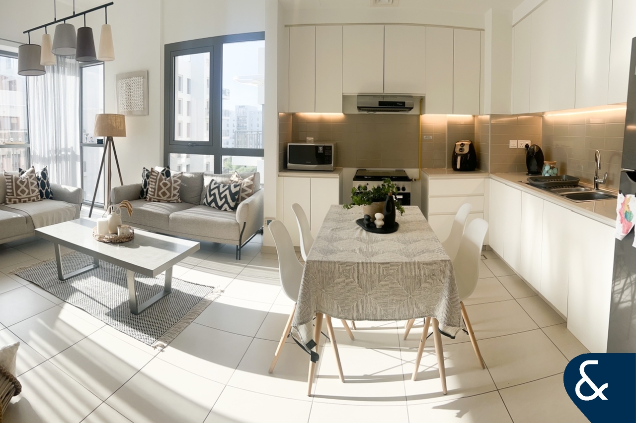 apartment card