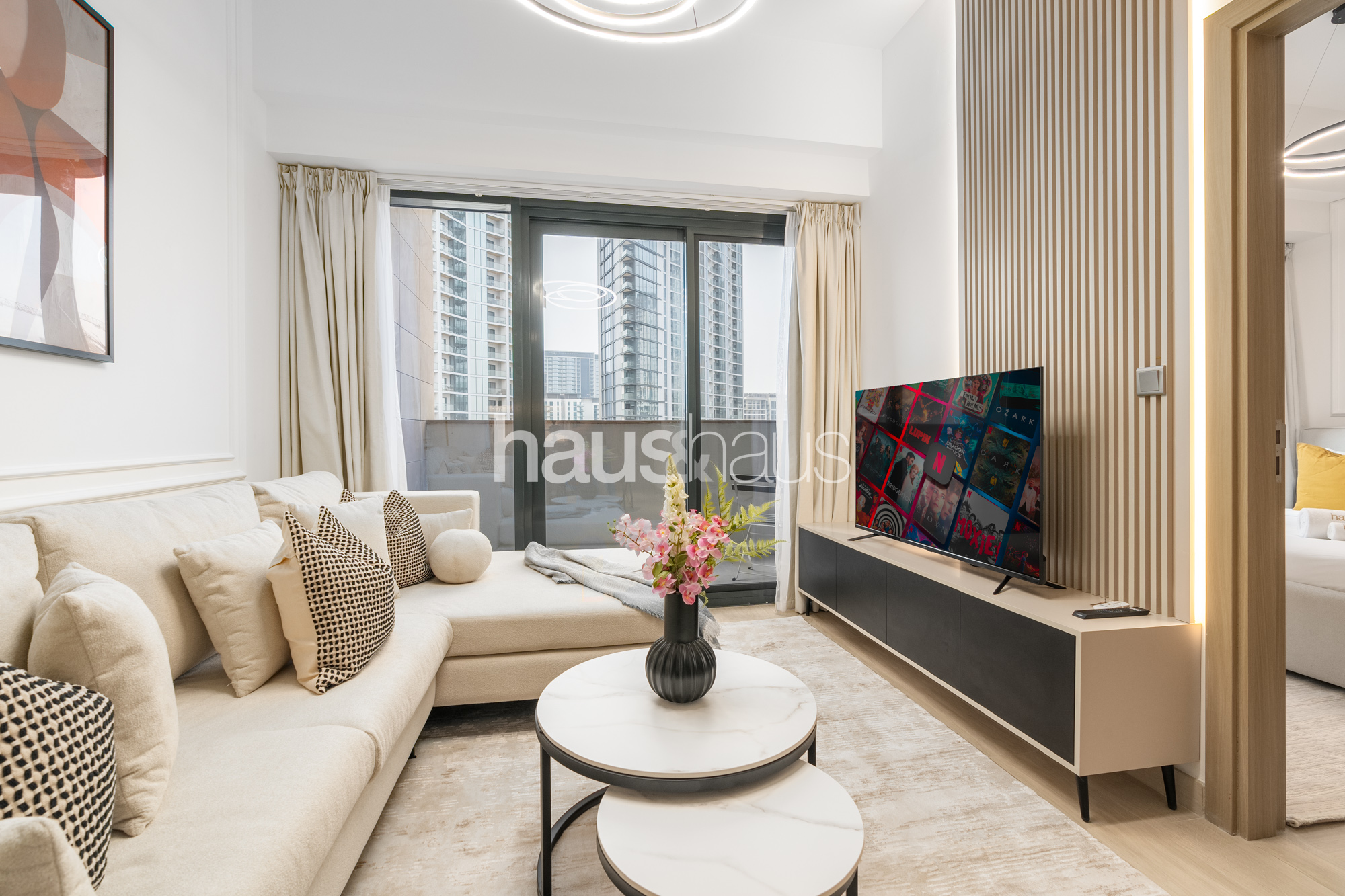 Exquisite Furnishing | Modern | Great Community