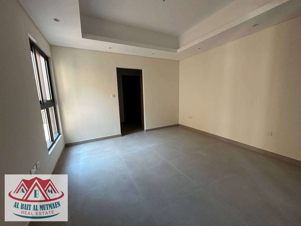 Two-storey villa, central air conditioning, three rooms, in Al-Mustadama