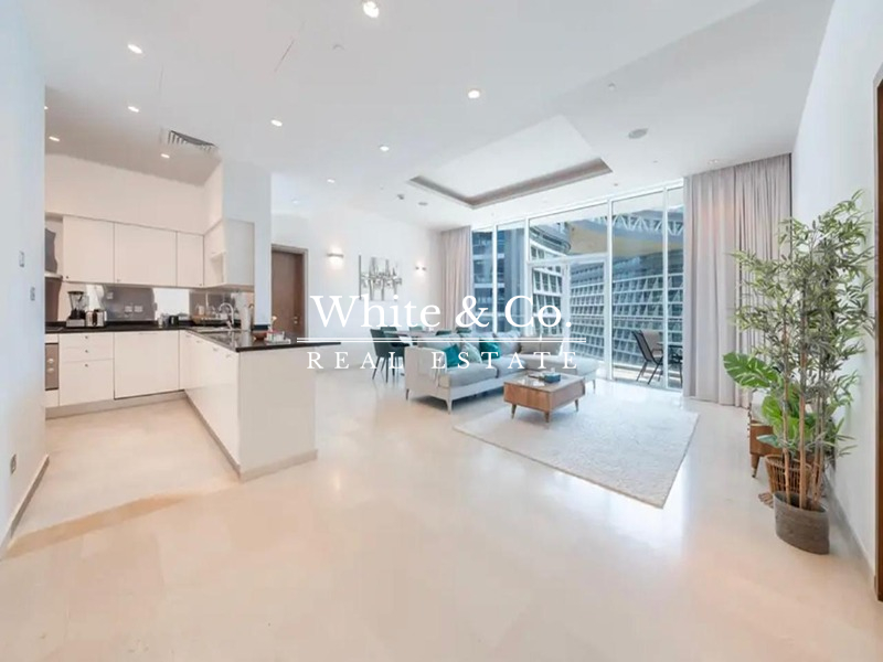 Mid-Floor Unit | Available March | Sea View