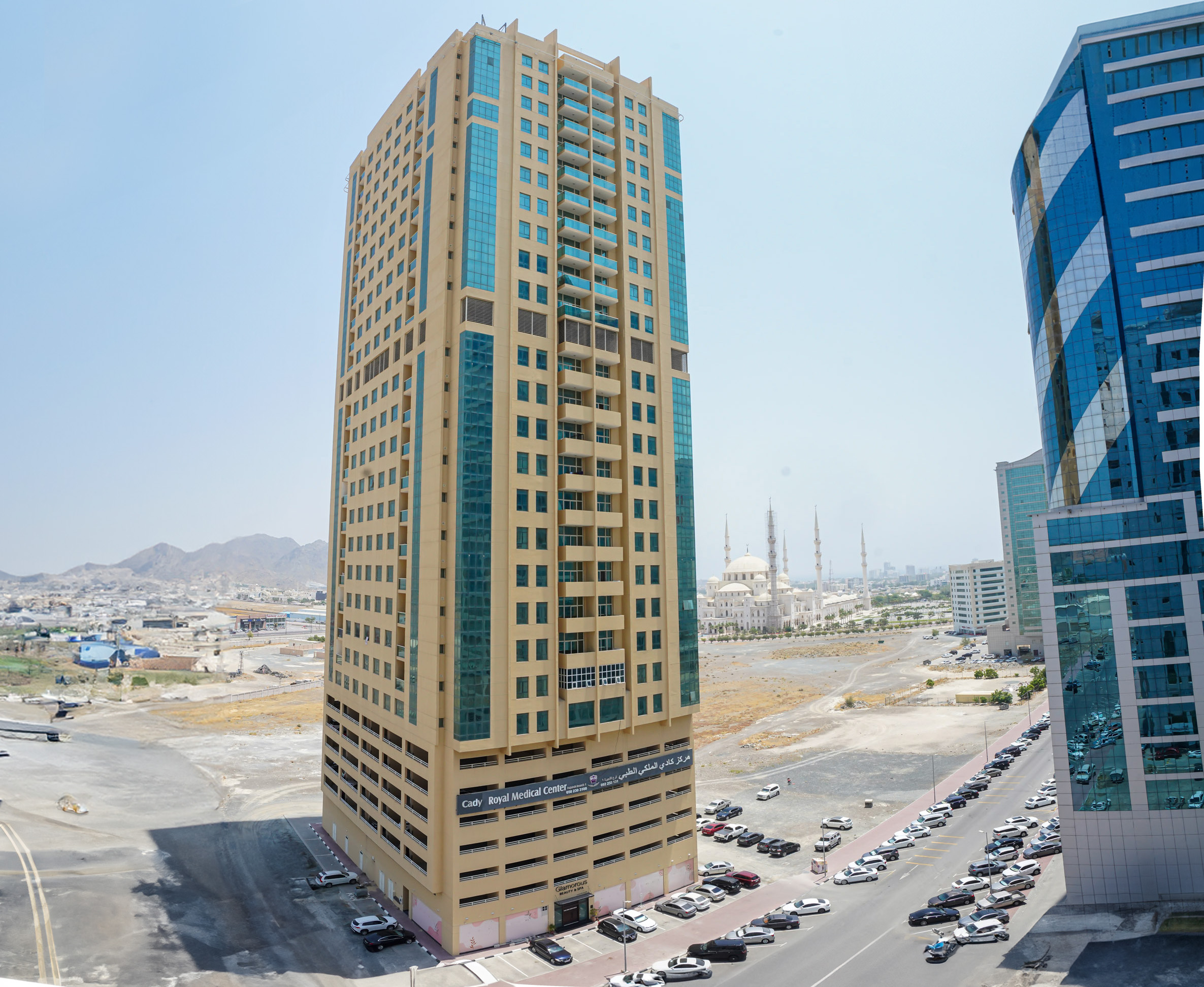 Spacious 2 bed with balcony