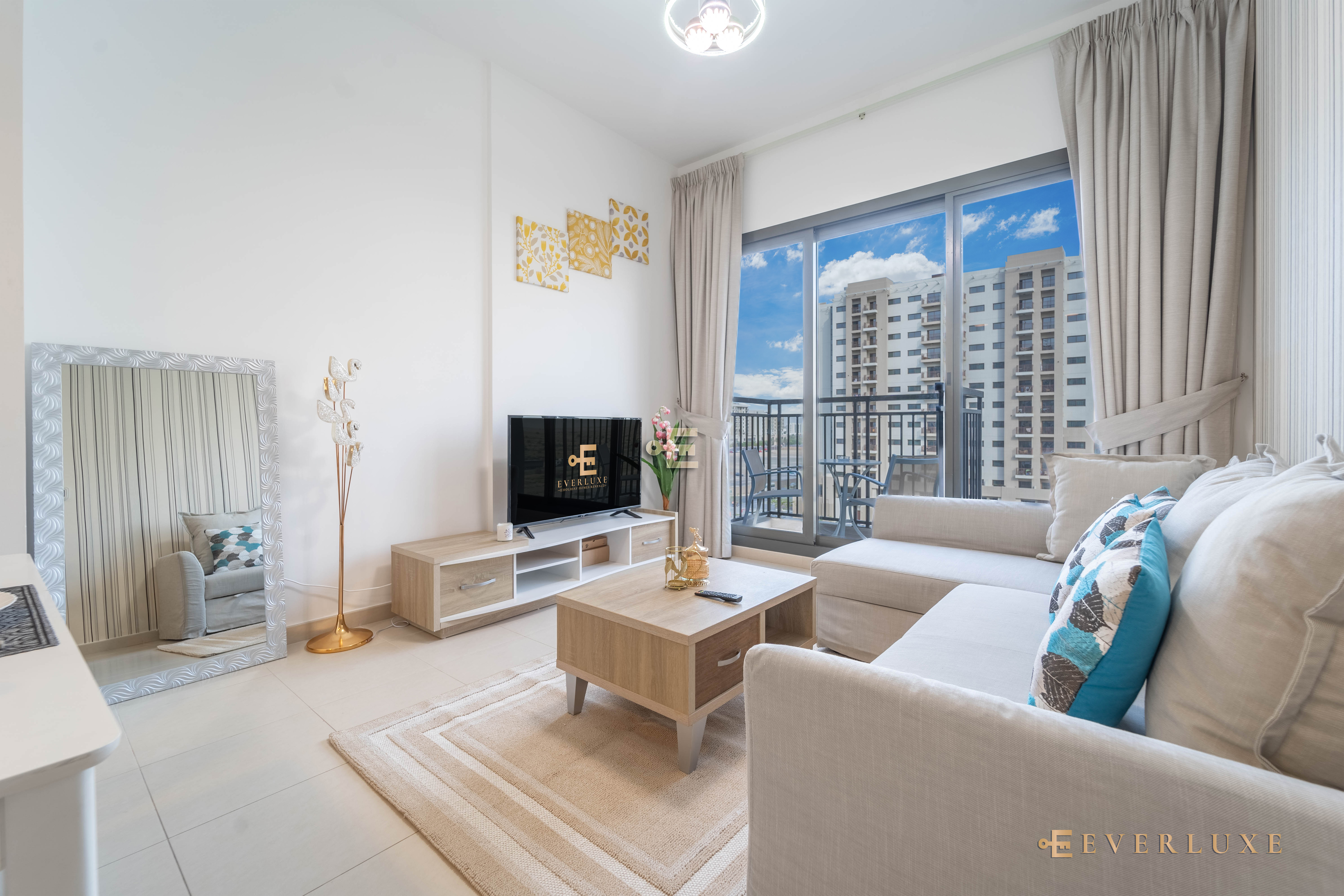 Hot Deal: 1 Bedroom | UNA Apartments - Great Amenities