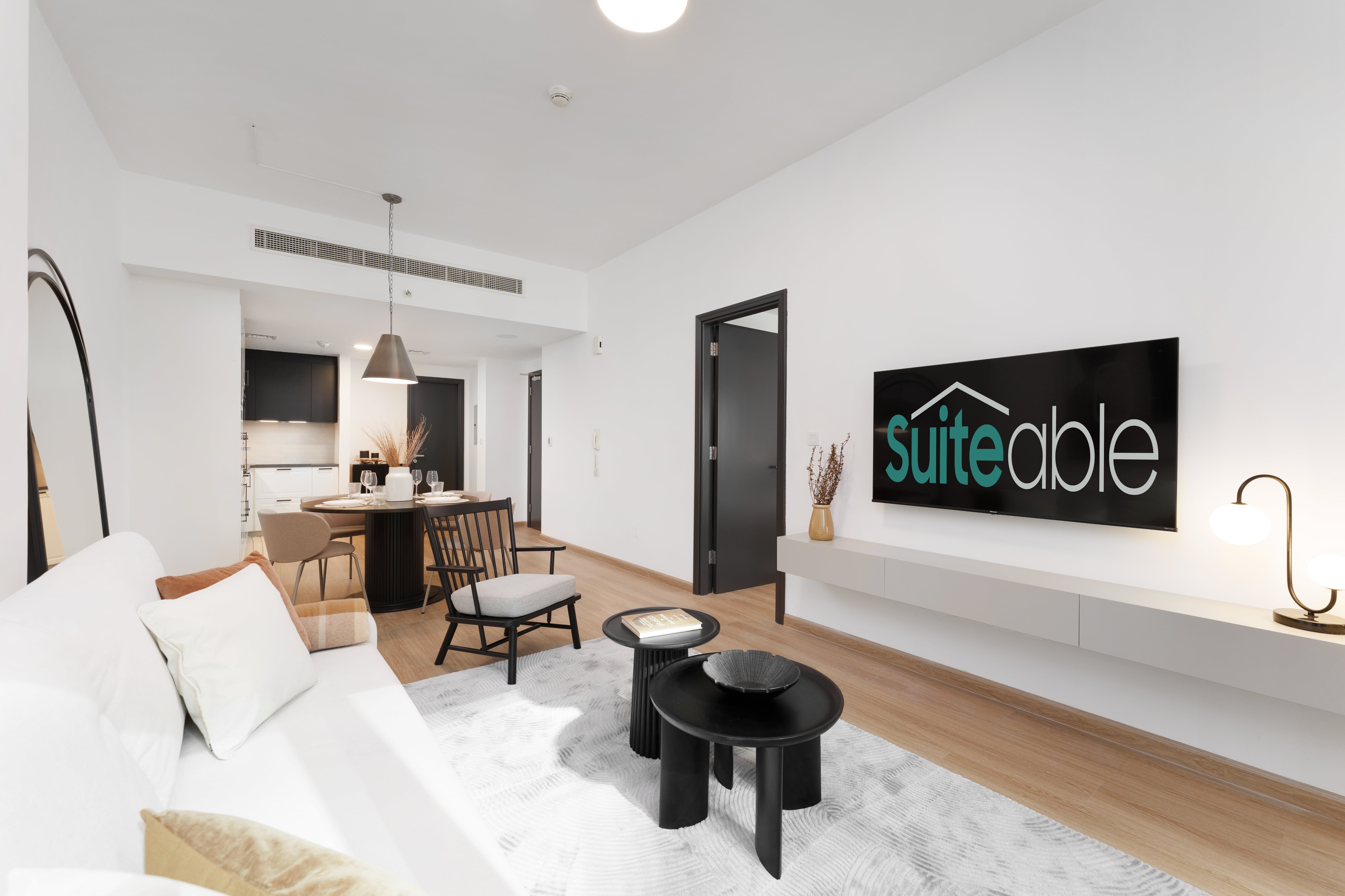Modern 1BR in JLT | Work Desk & Sofa Bed | Close to Metro | All Bills Included