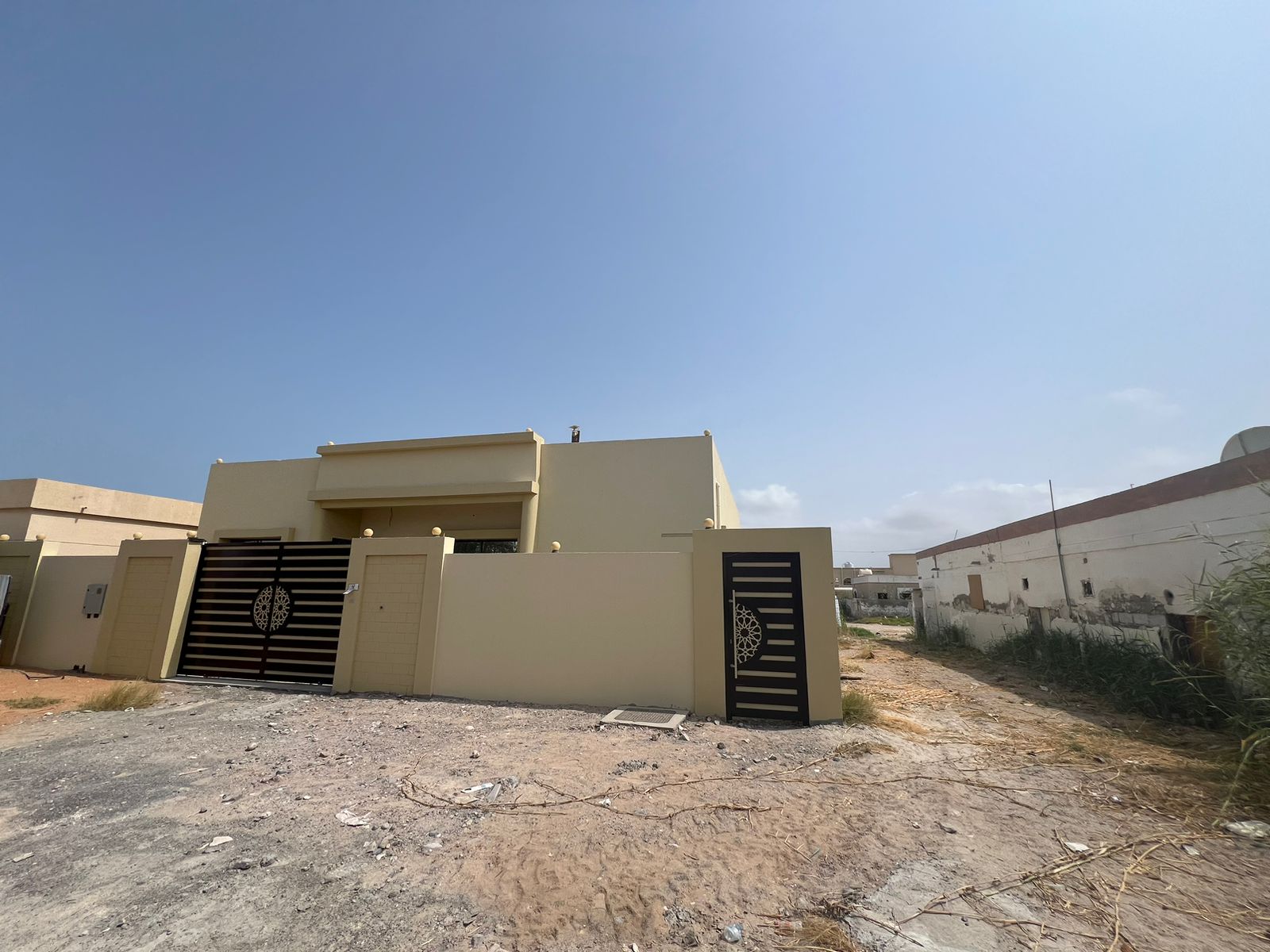 property for sale, a villa in Julphar suitable for the Sheikh Zayed Housing Program