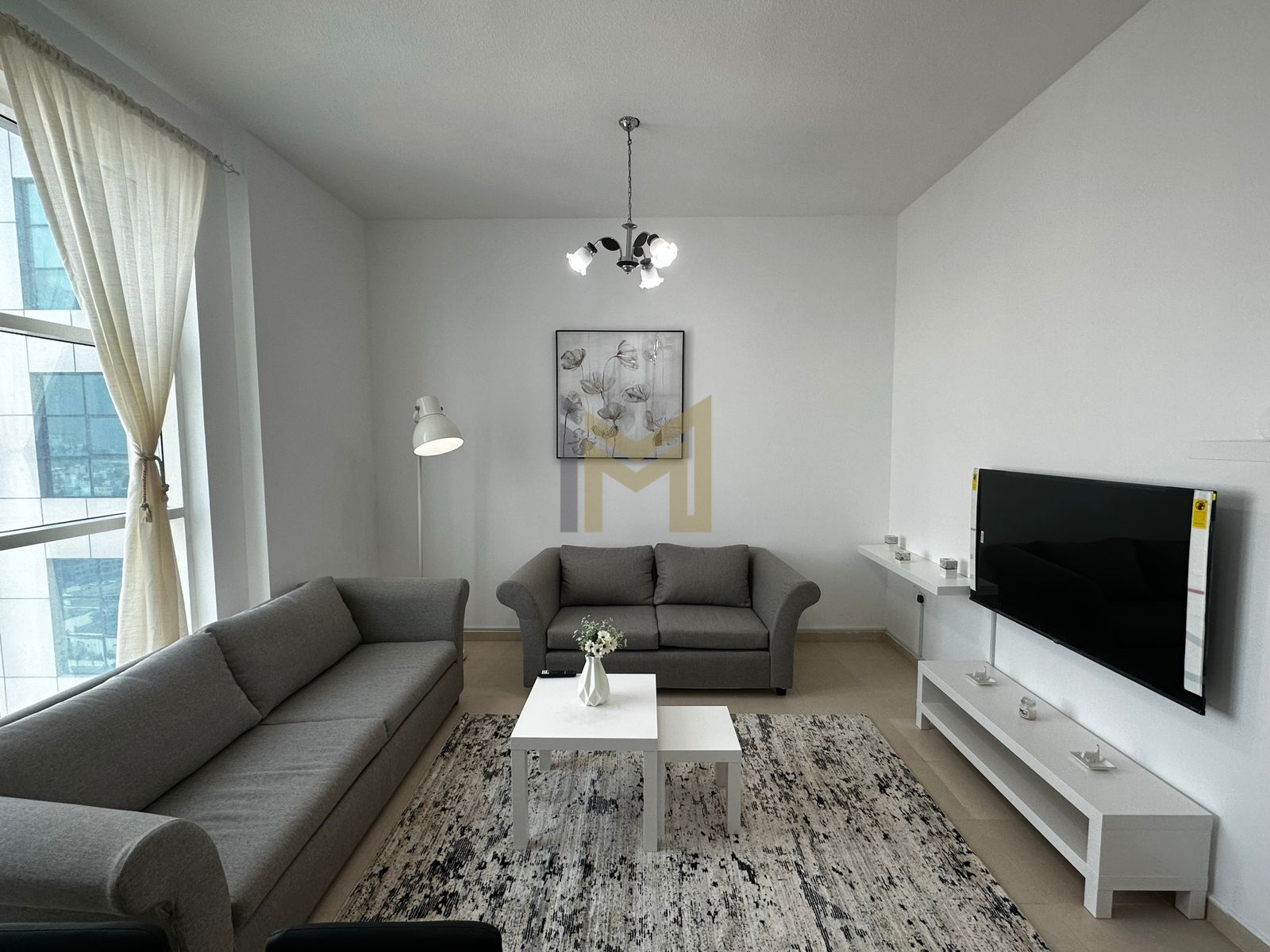 FURNISHED 2BHK FOR MONTHLY RENT IN CITY TOWER