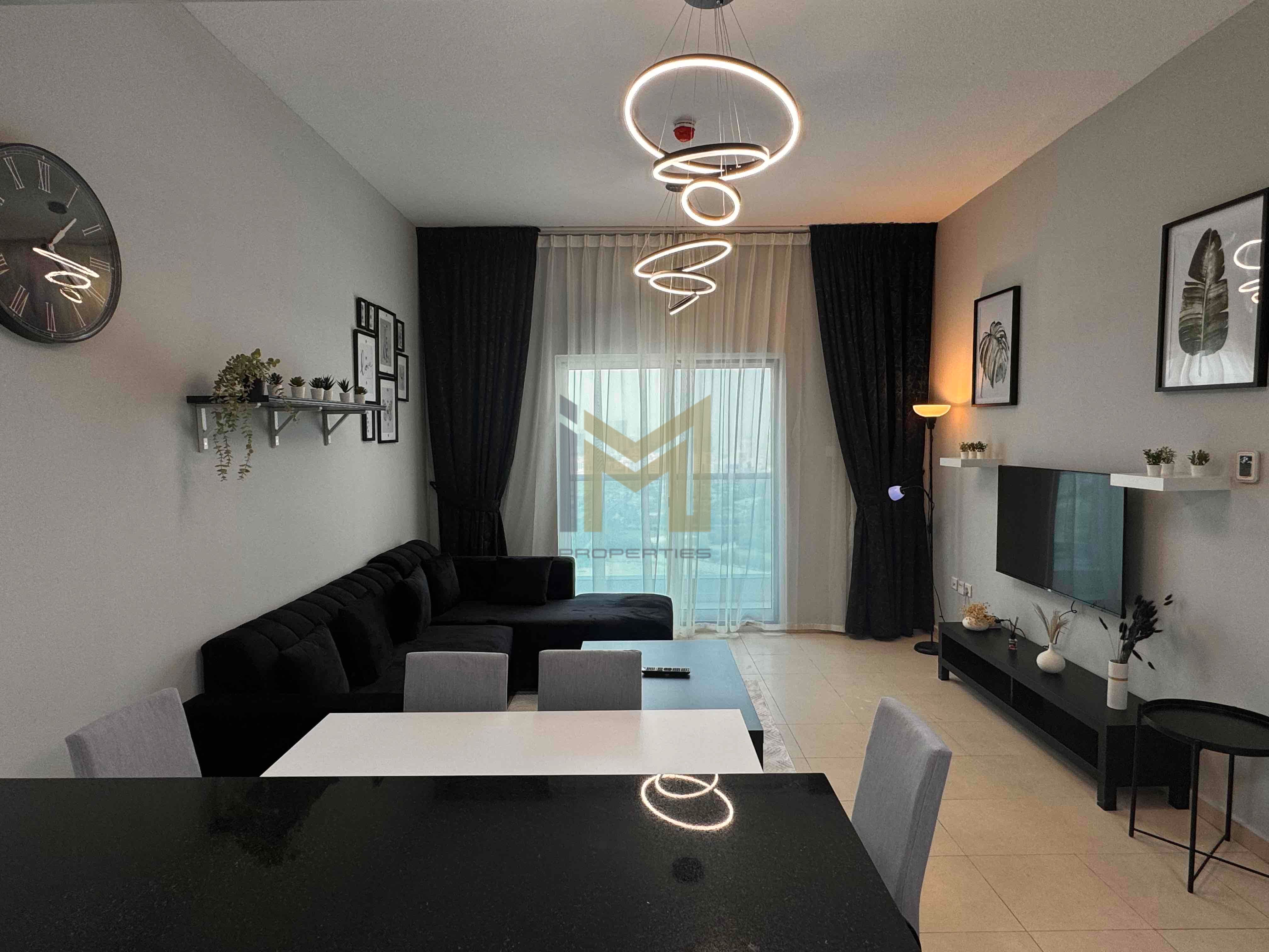 Resale 2 BHK APARTMENT in City Towers WITH FURNITURE(275k) DP 8 YEARS PLAN (Palace OPEN VIEW )