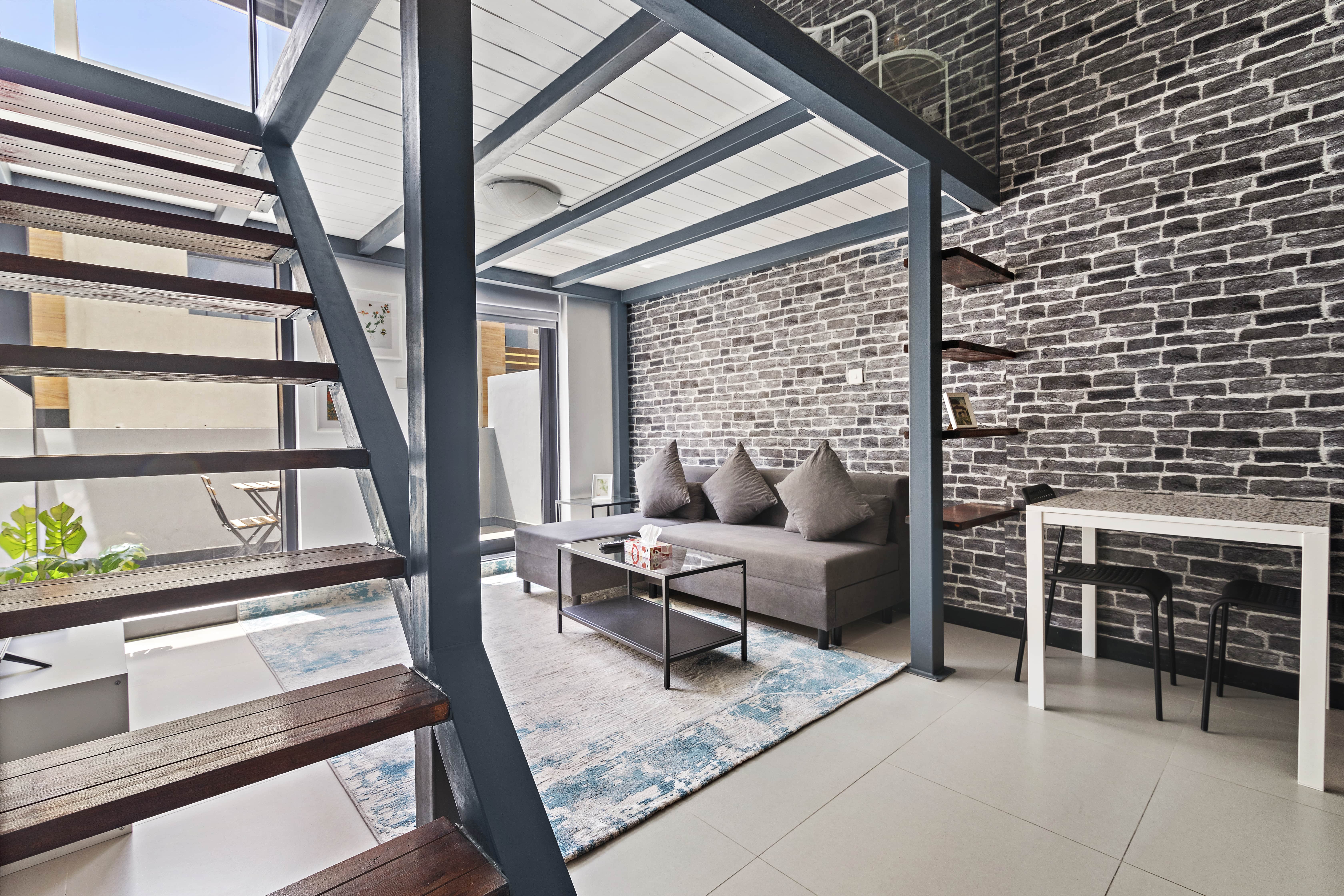 Chic Studio Living | Aria JVC | Short Stay
