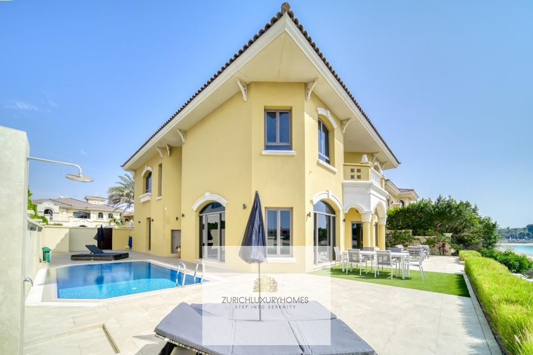 Sea view Elegant 5BR+M Villa w/ Private Pool and Beach