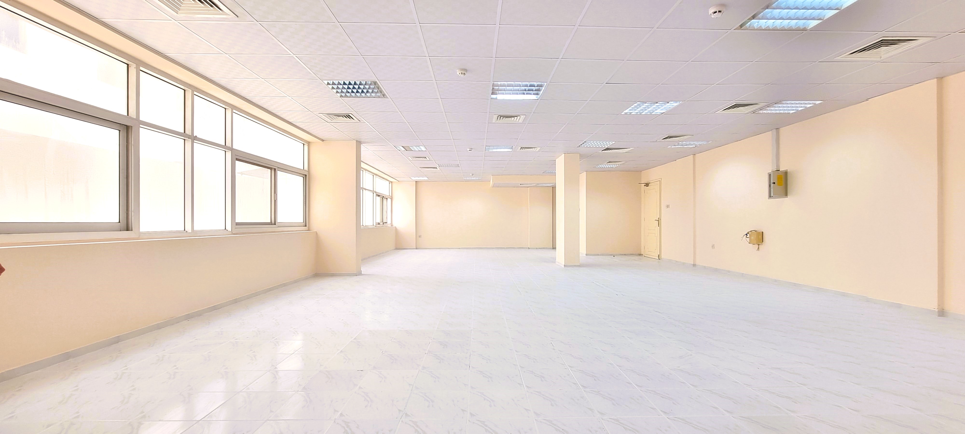 CHILLER FREE - OFFICE-875SQ-FT -ABUHAIL METRO