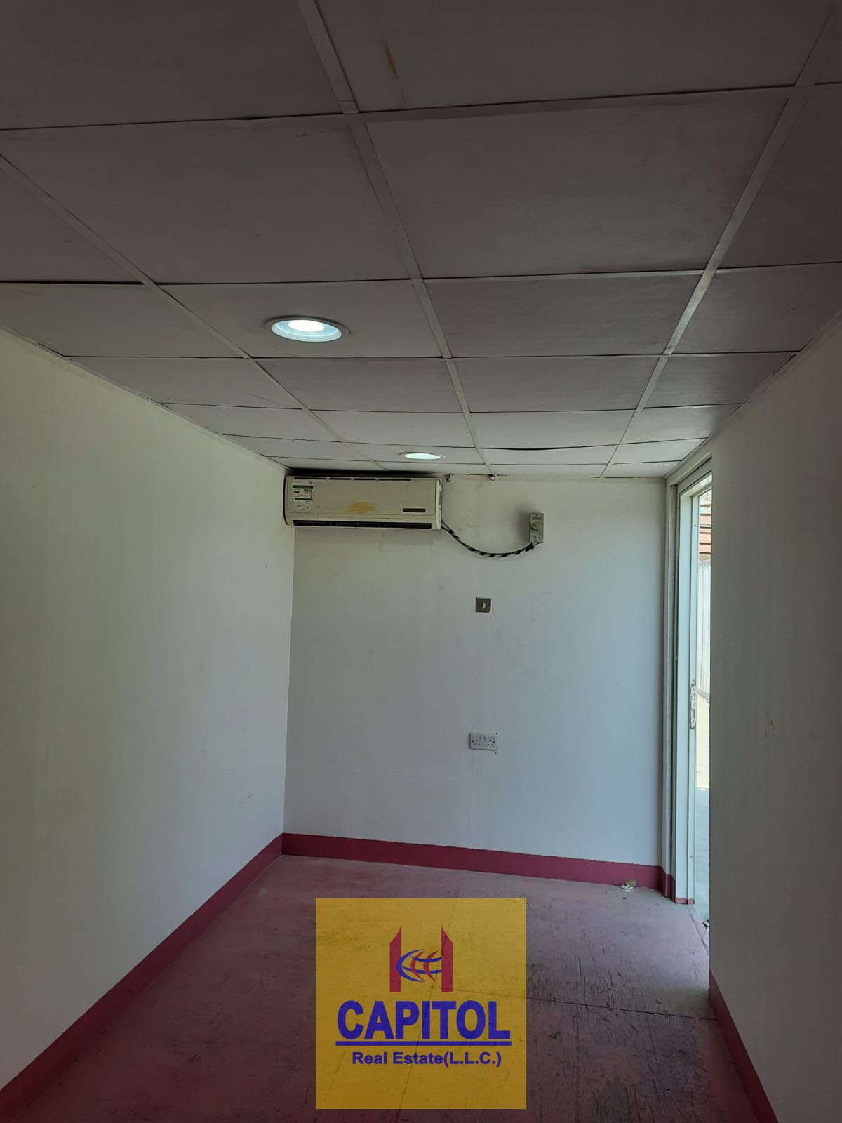 CONTAINER WAREHOUSE FOR STORAGE AVAILABLE FOR RENT IN AL QUOZ (BK)