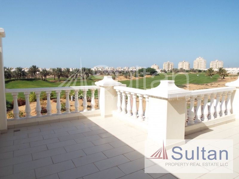 Beautiful 4 BR Townhouse Golf View access to Beach
