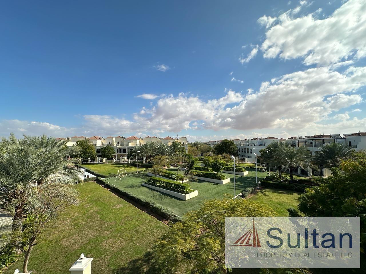 Bayti 4 Bed Beach/Pool/ Access Great Location