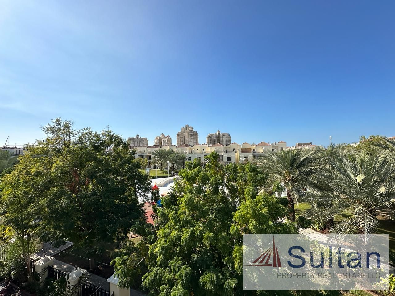 Bayti 4 Bed Beach/Pool/ Access Great Location
