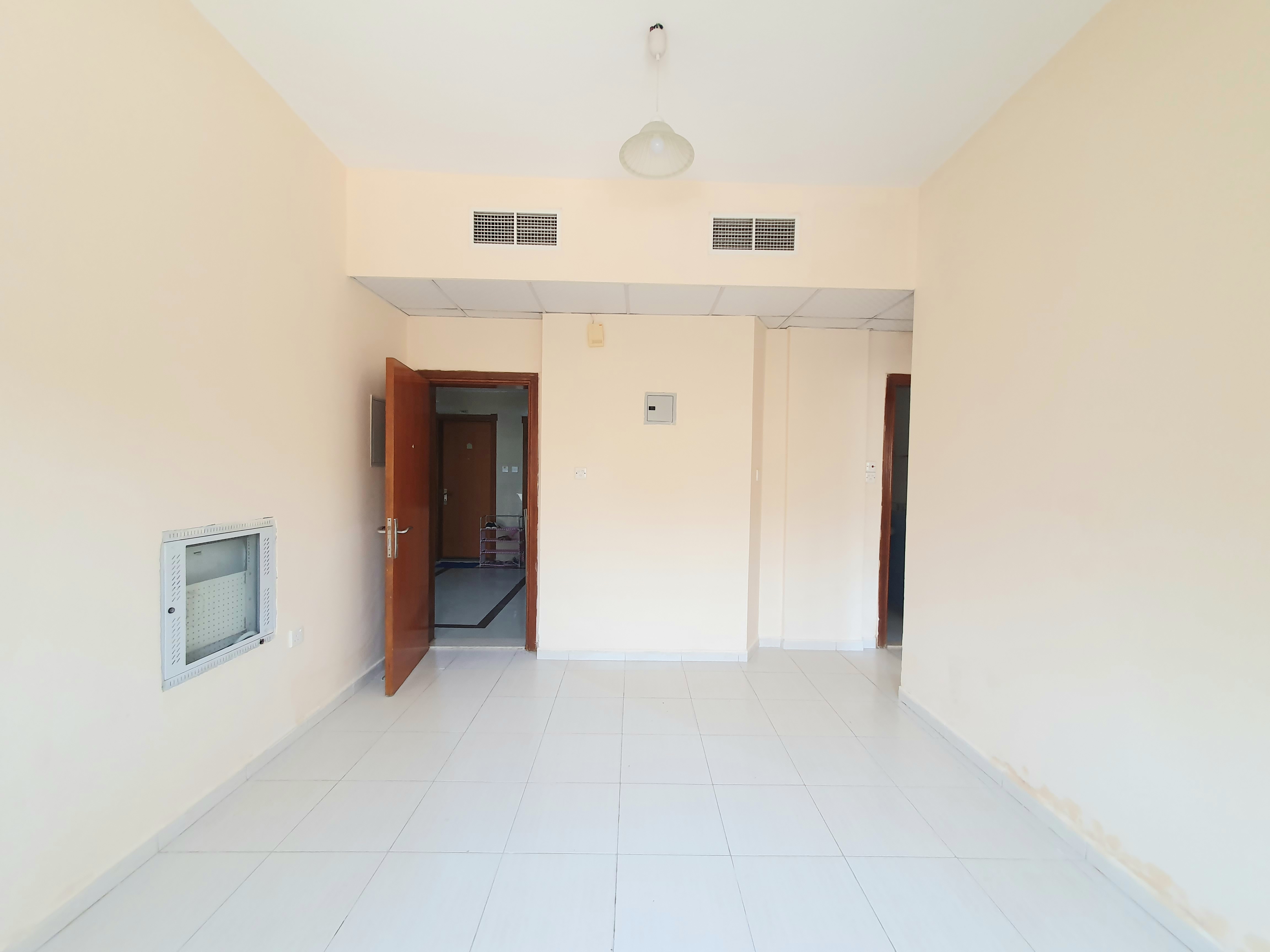 NO DEPOSIT CASH 1BHK CLOSE TO PARK IN MUWAILEH