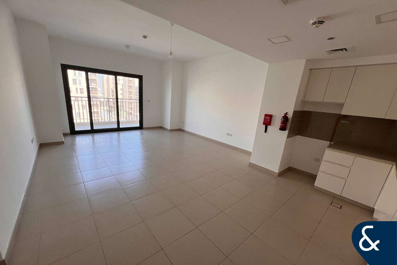 Vacant soon | Well maintained | Larger layout