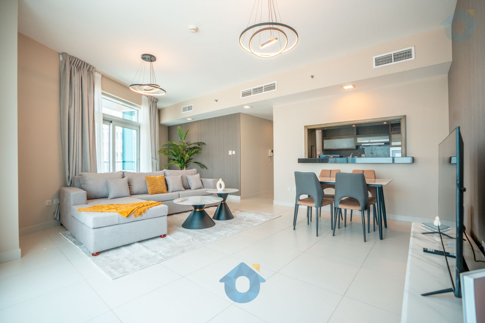 apartment card