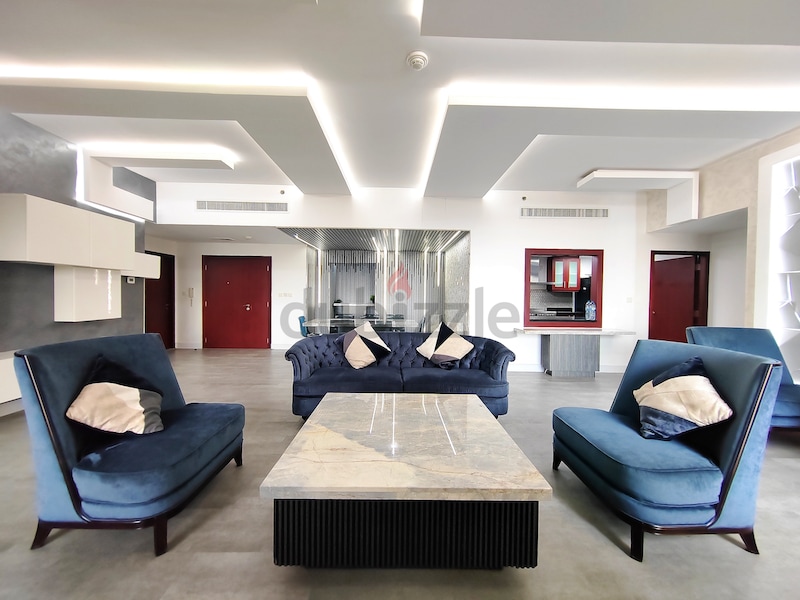 Stunning Sea View 6-bedroom Apartment