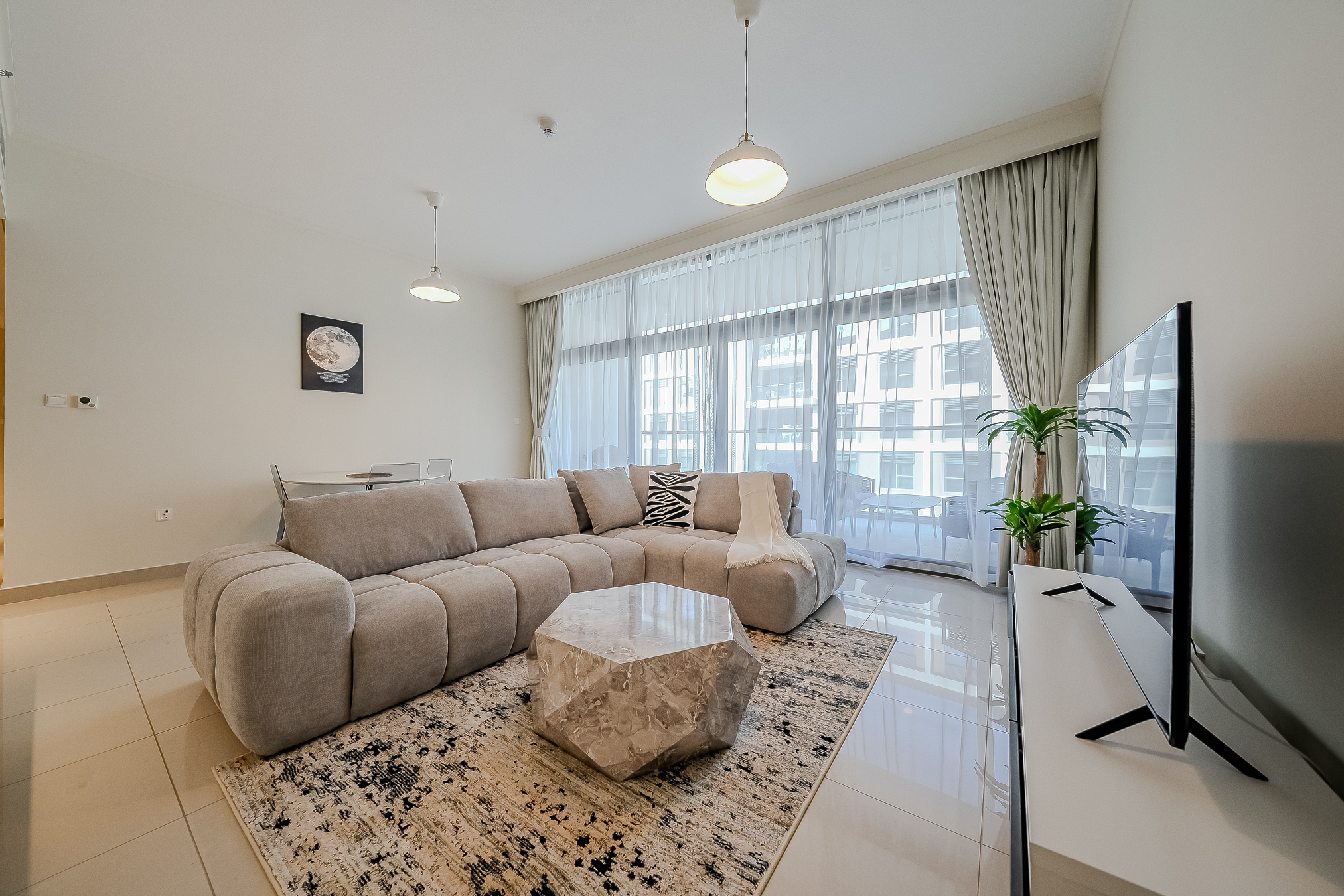 Stylish 2BDR apartment in Dubai Hills