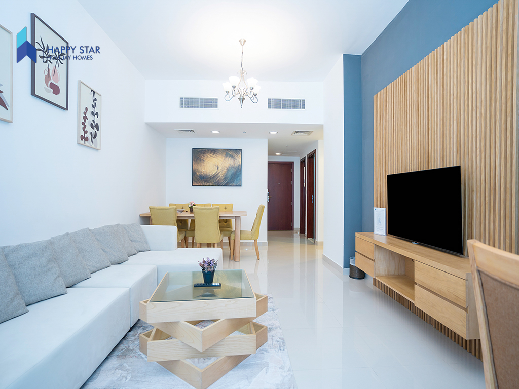 Spacious 2 BR near Mall of the Emirates and MAshreq Metro