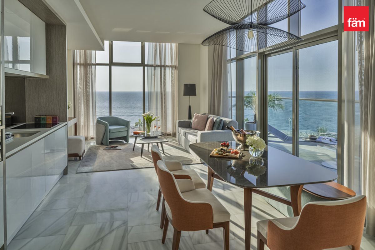 Luxury 2B | Bills Included | Beach Front