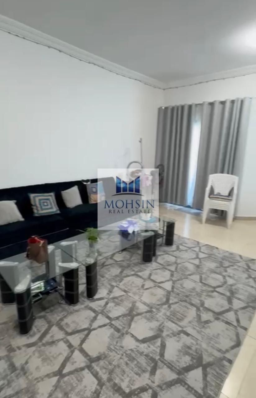 apartment card
