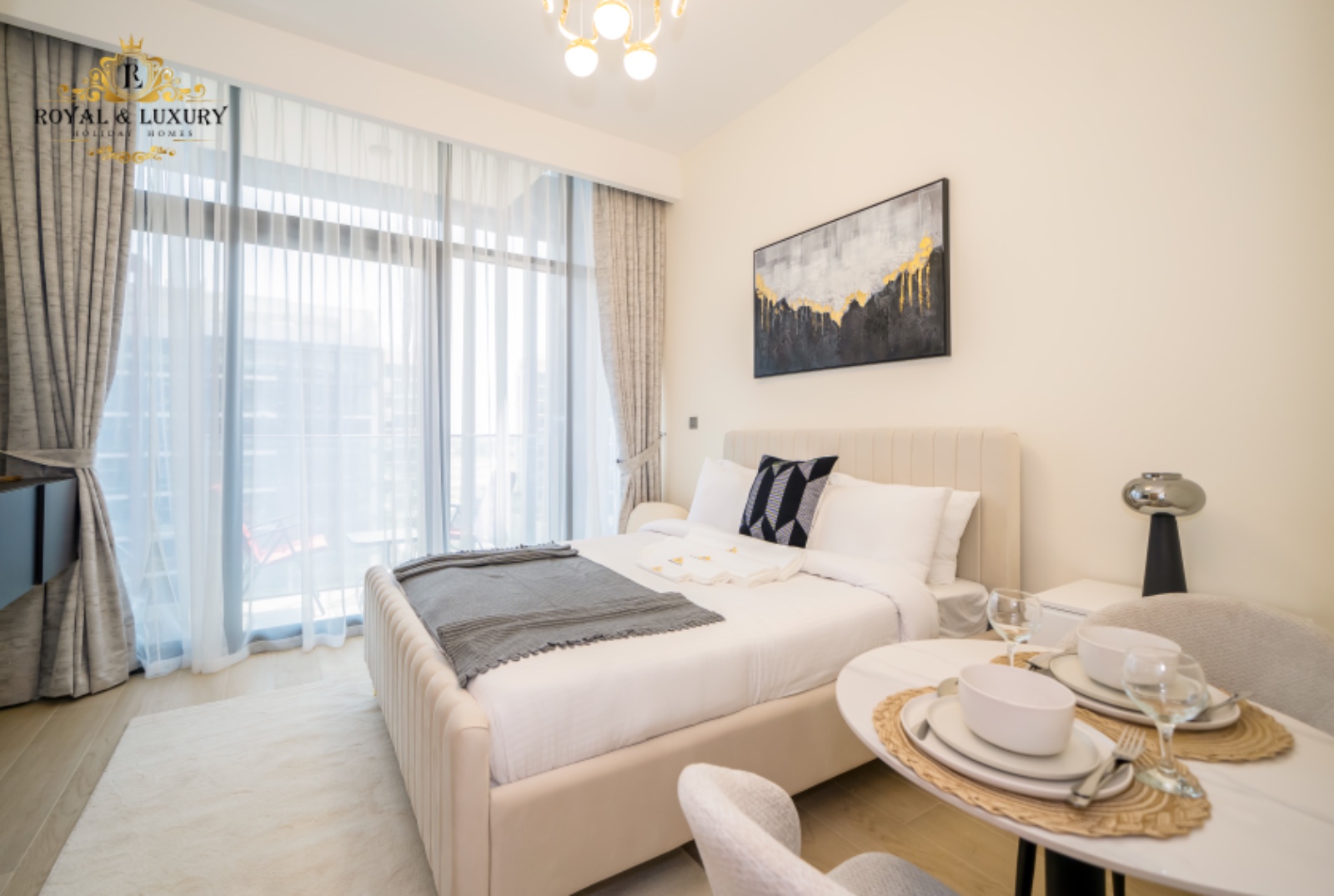 Chic and Upgraded Studio | All Bills Inclusive