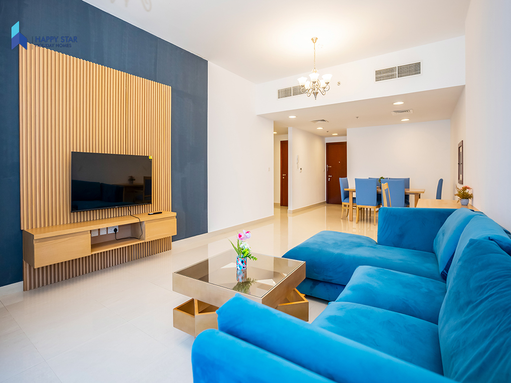 Spacious 2 BR near Mall of the Emirates and Mashreq Metro