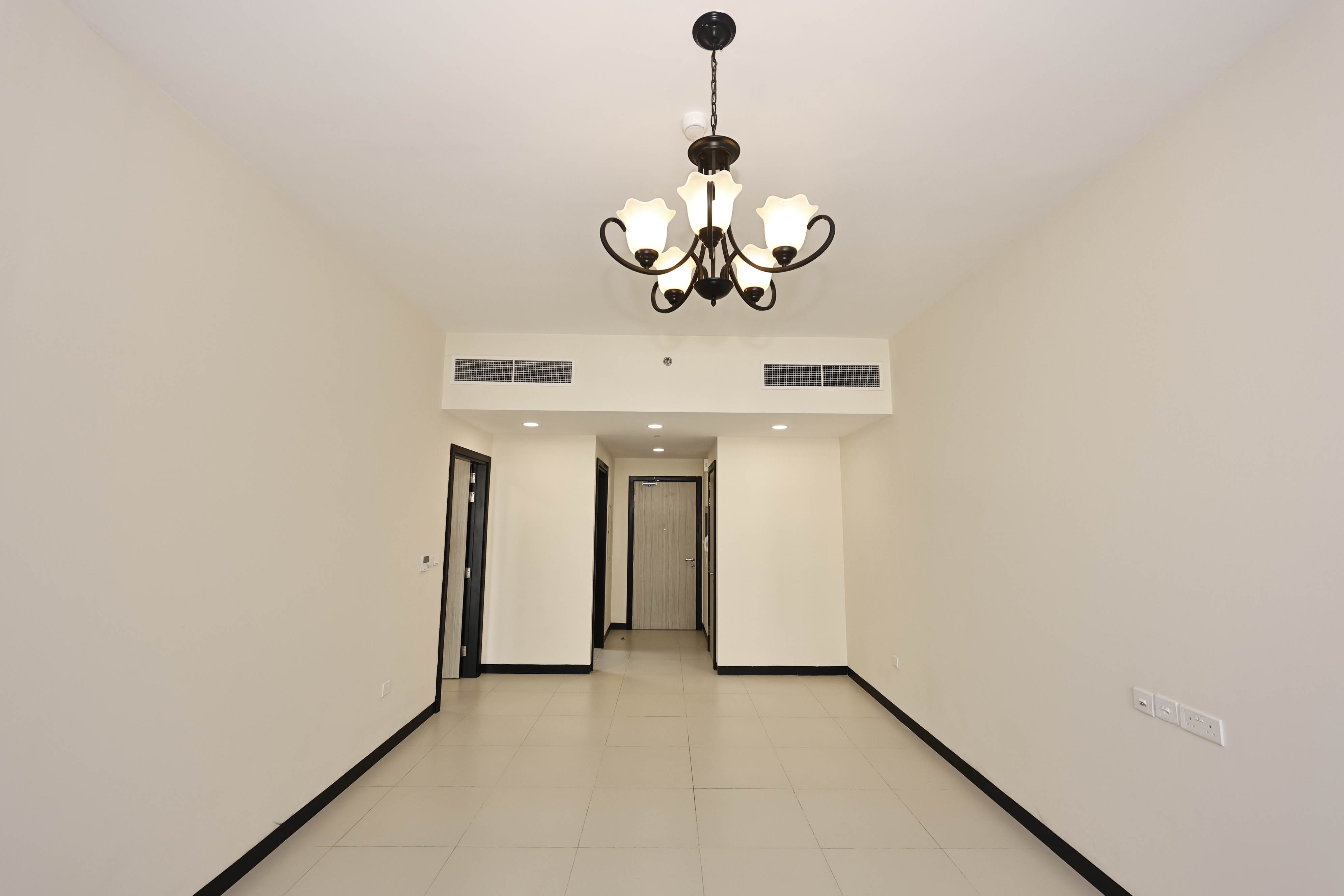 Spacious 1 Bhk available In Al Barsha