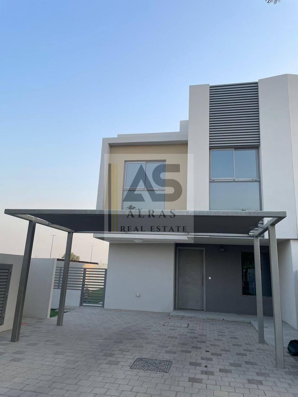 3 BEDROOM VILLA | Luxury unit | Gated community | Backyard | Corner plot