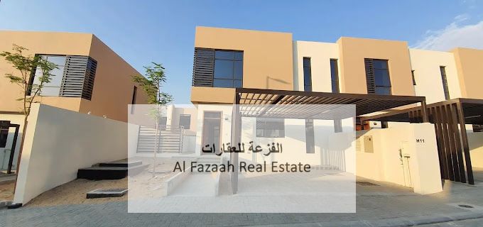 For sale, townhouse villa in Sharjah Building (Nasma)