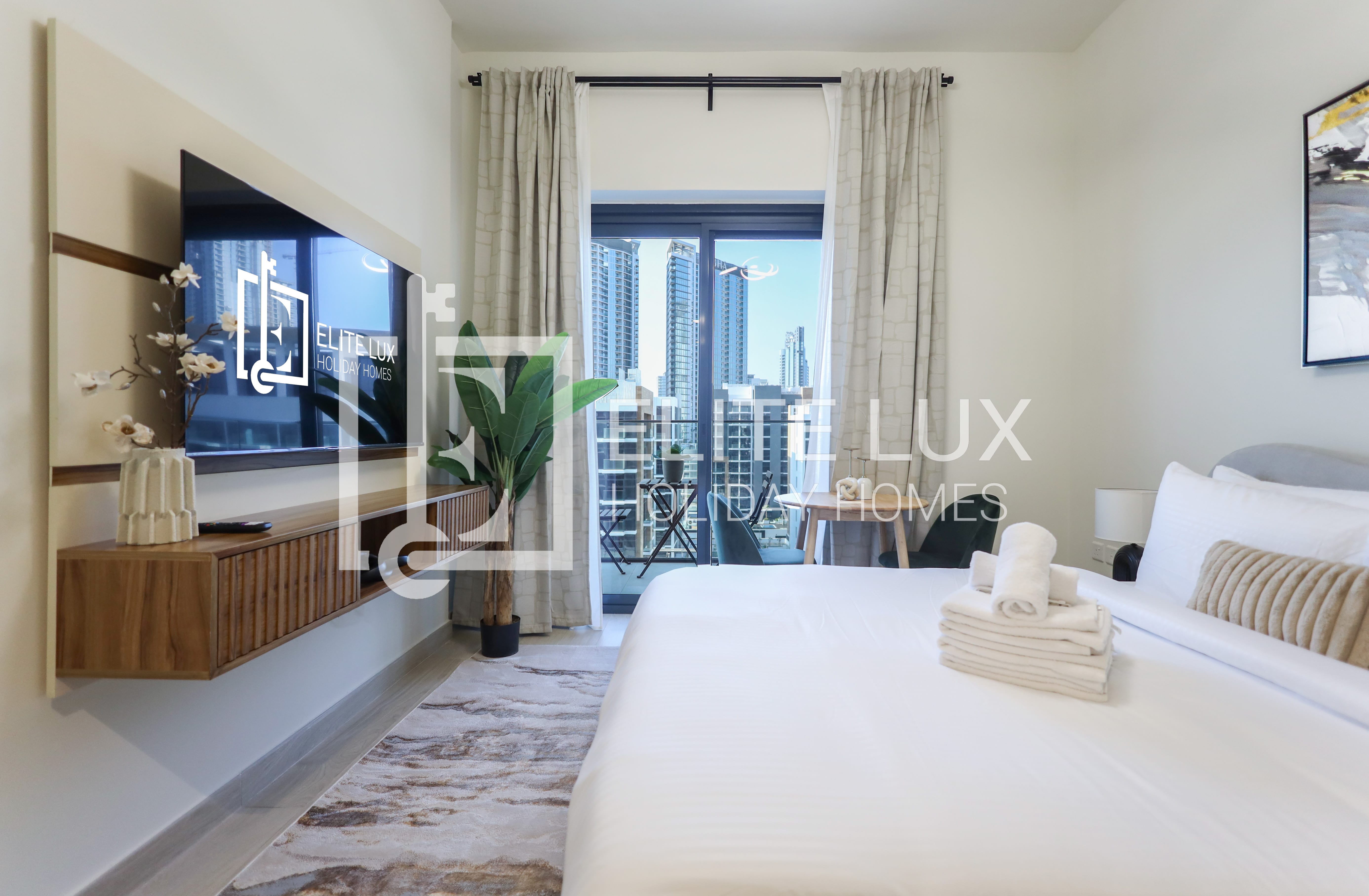 Contemporary Comfort – Studio in Azizi Riviera