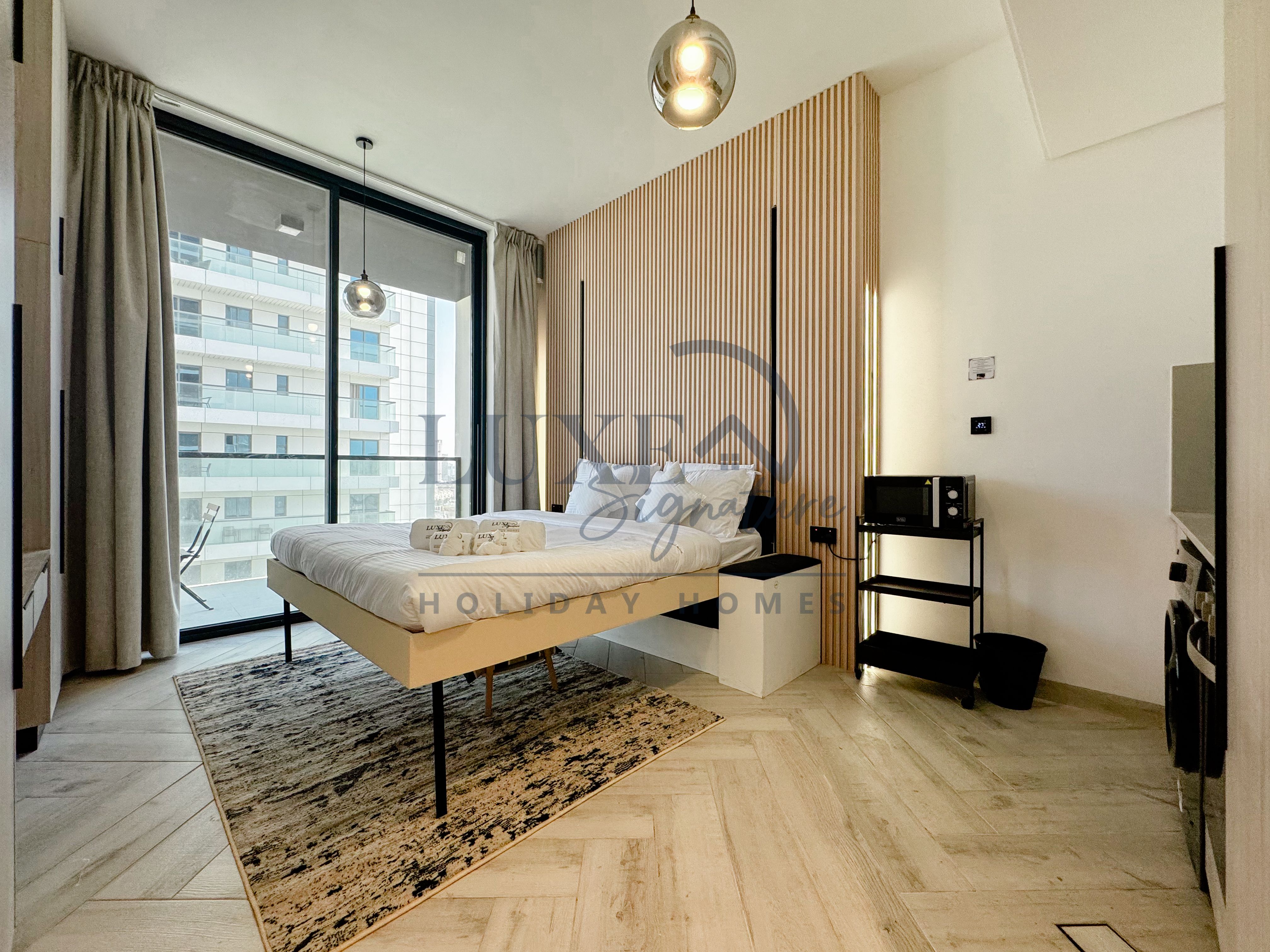 HIGH RISE STUDIO || BRAND NEW FURNISHING || READY TO MOVE IN